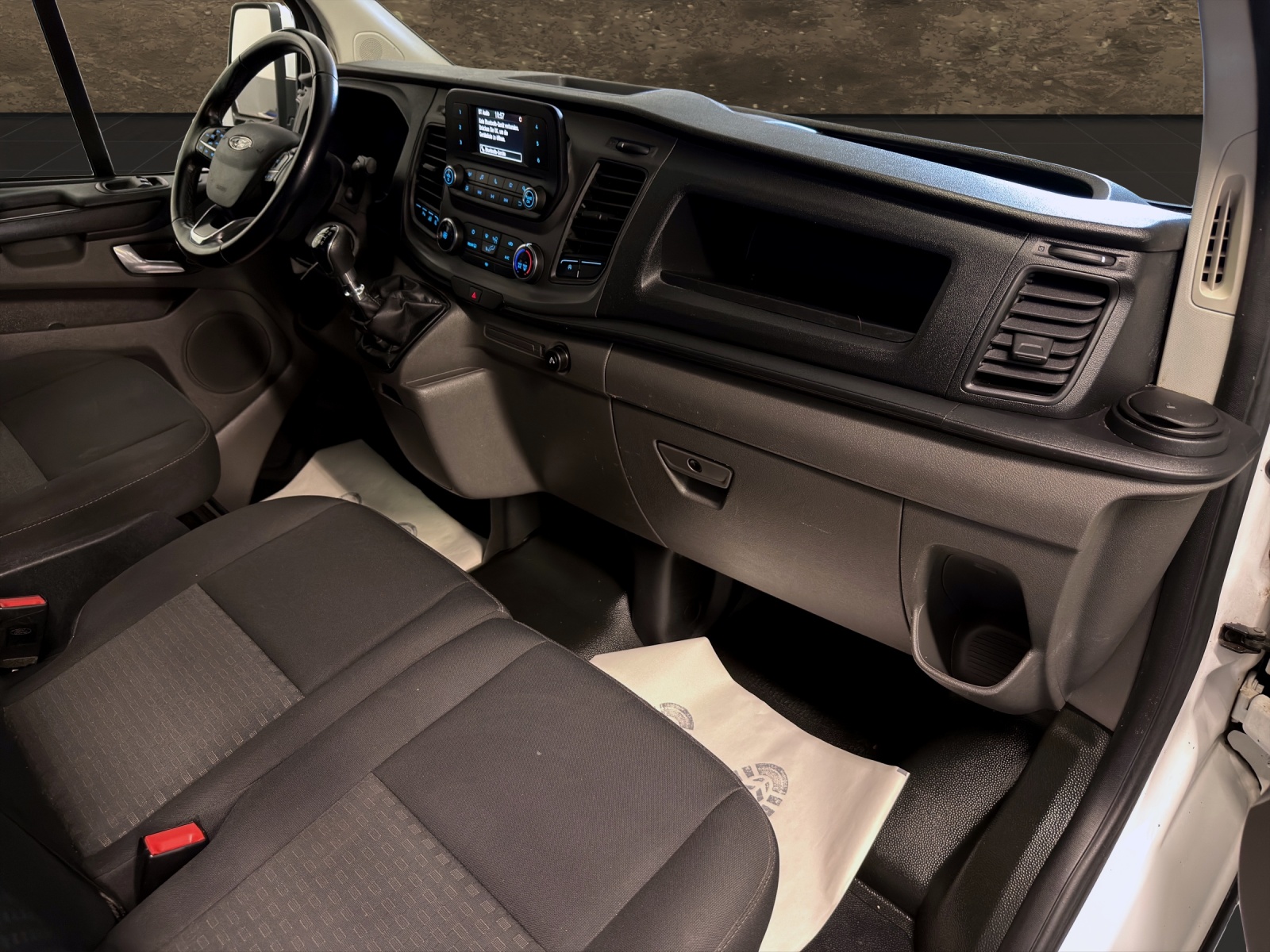 FORD FORD Transit Custom Van 320 L1H1 Trend *3-Sitzer*-image-6