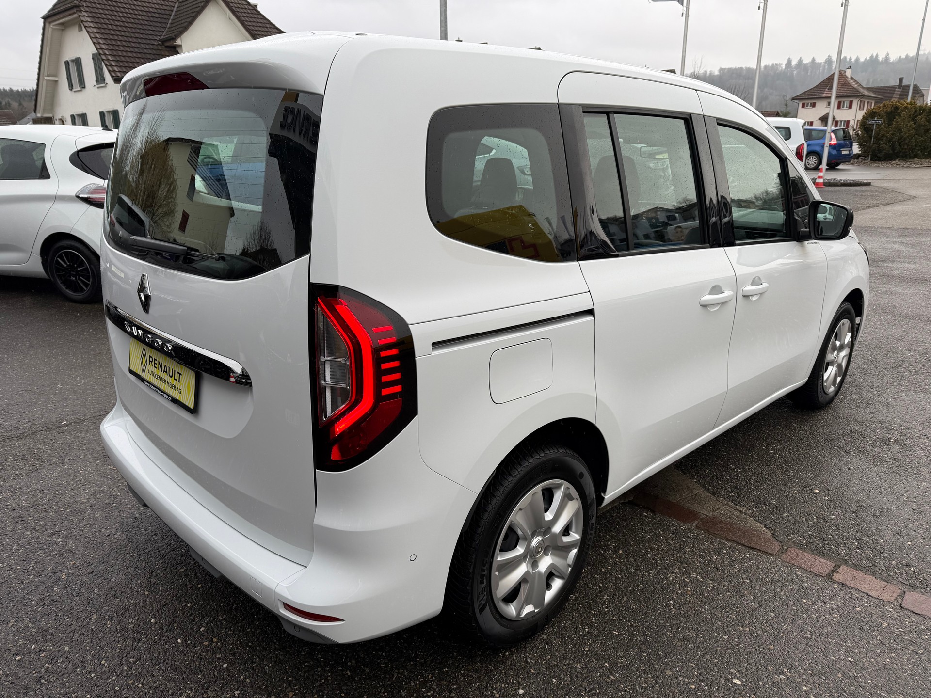 RENAULT Kangoo 1.5 dCi 95 Intens-image-5