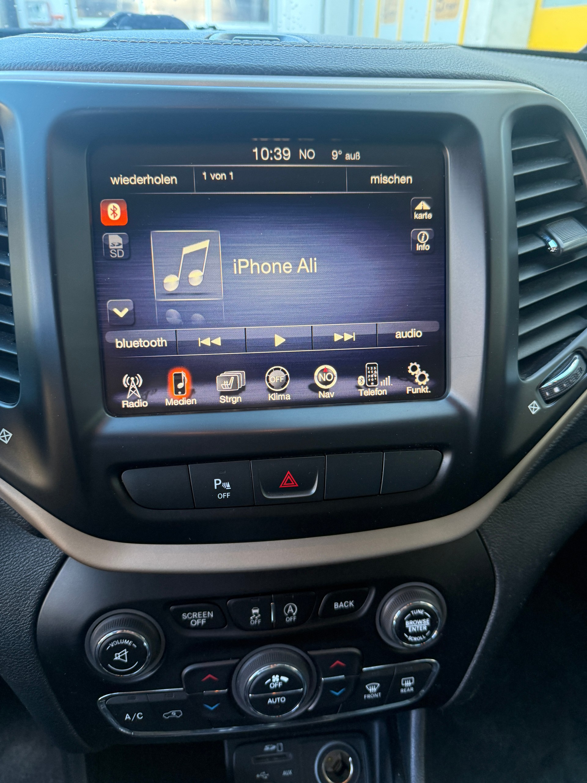 JEEP CHEROKEE-image-9