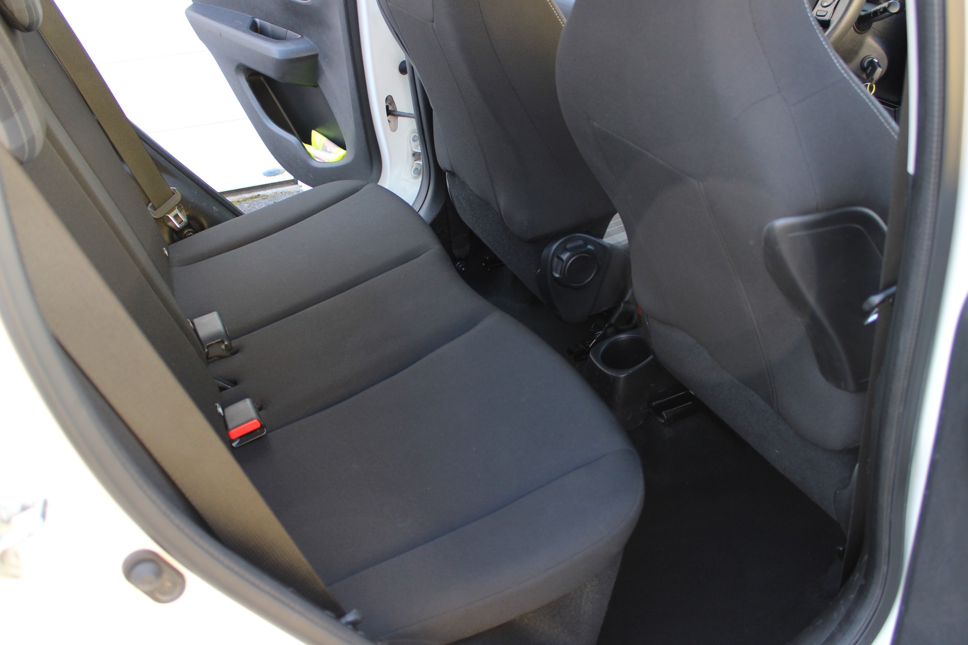 PEUGEOT 108 e-1.0 VTi Stop&Start Active-image-14