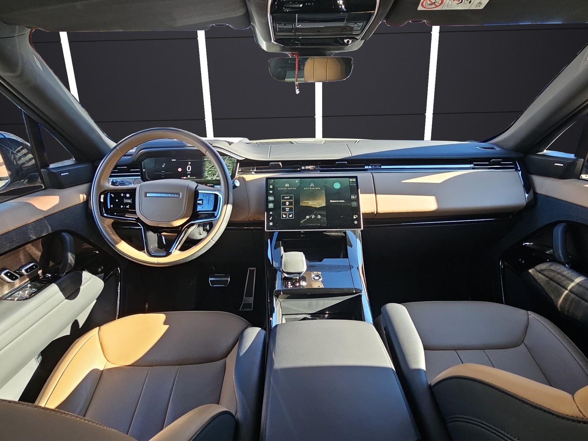 LAND ROVER Range Rover Sport 3.0 I6 300 SE Dynamic-image-11