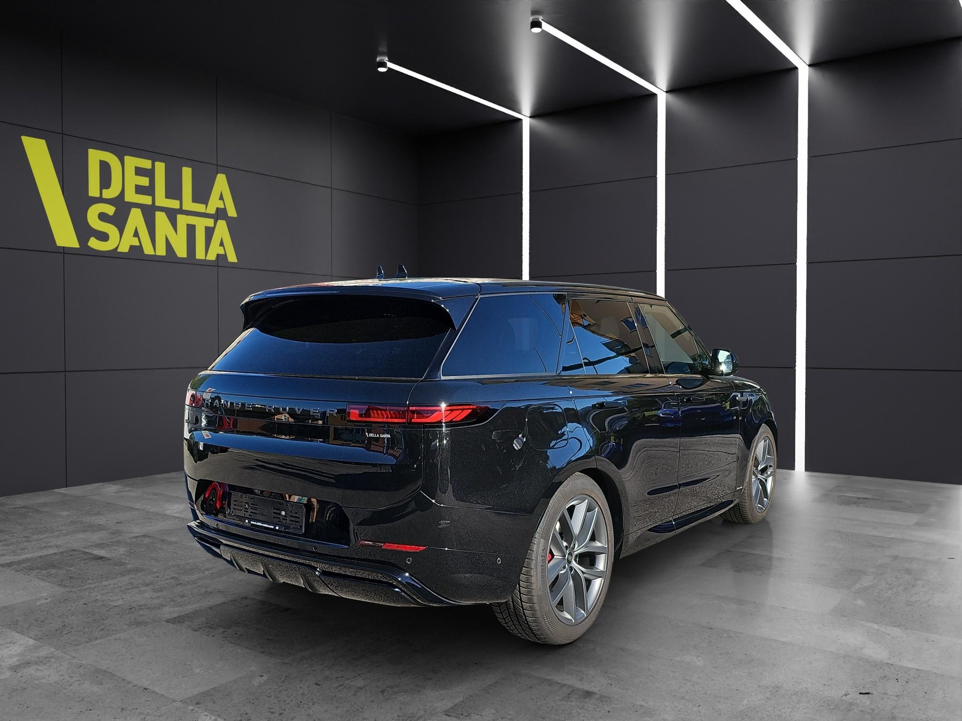 LAND ROVER Range Rover Sport 3.0 I6 300 SE Dynamic-image-4