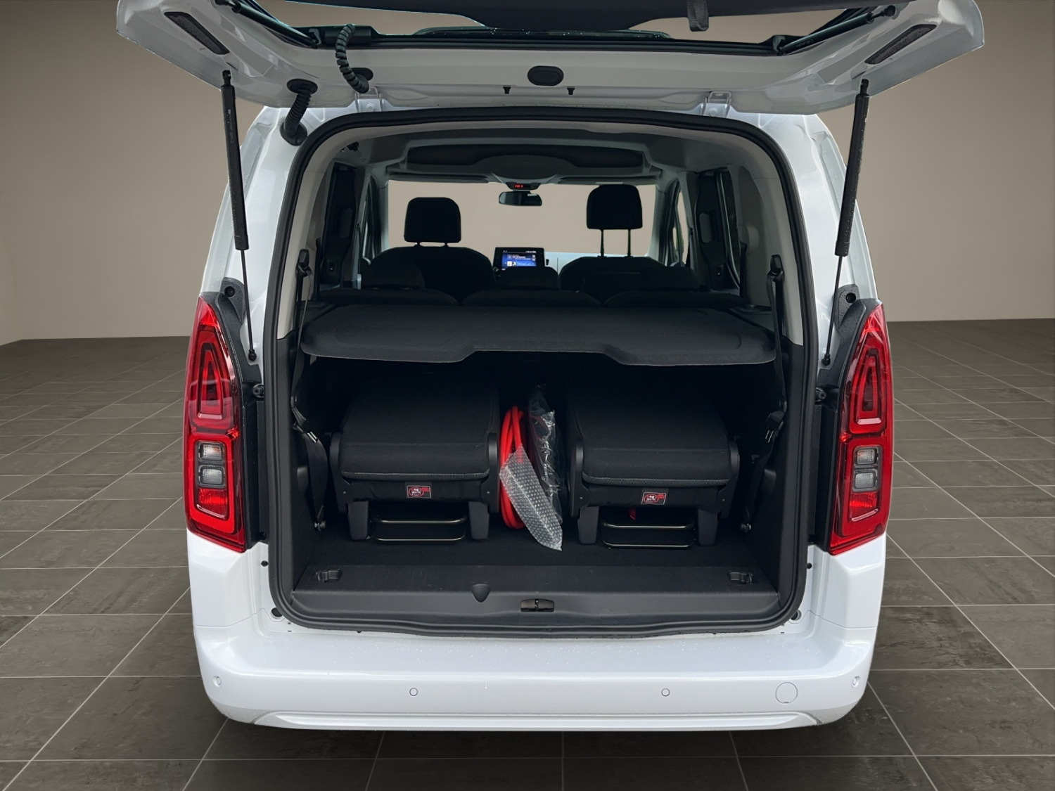 TOYOTA Proace City Verso L1 50KWh Trend-image-10