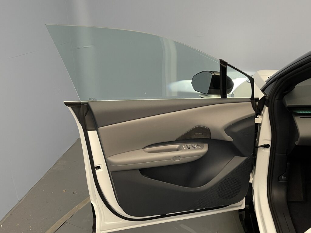 LYNK & CO 02 More-image-11