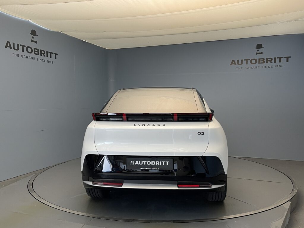 LYNK & CO 02 More-image-4