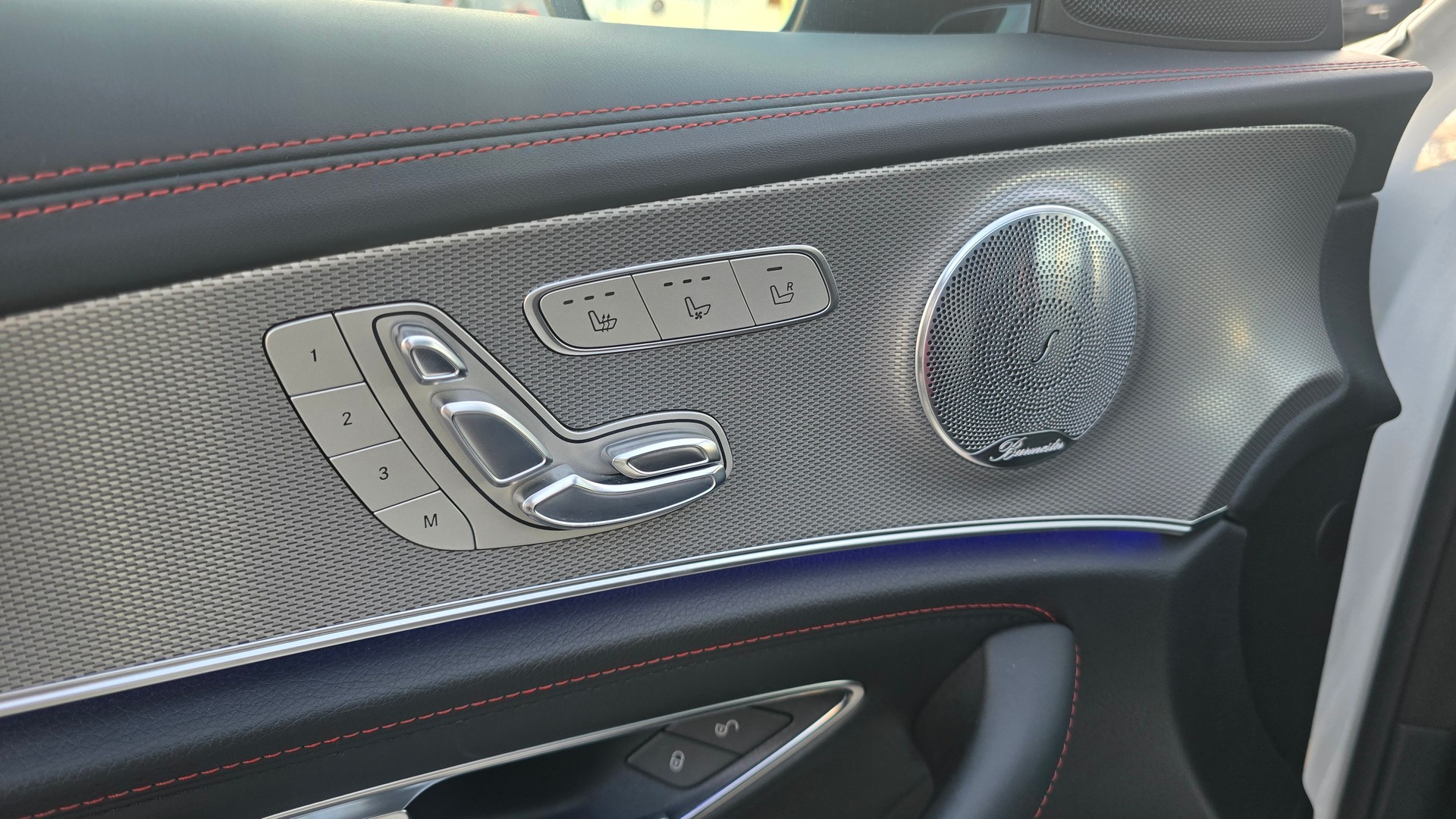MERCEDES-BENZ E 43 AMG 4 Matic 9G-Tronic-image-13