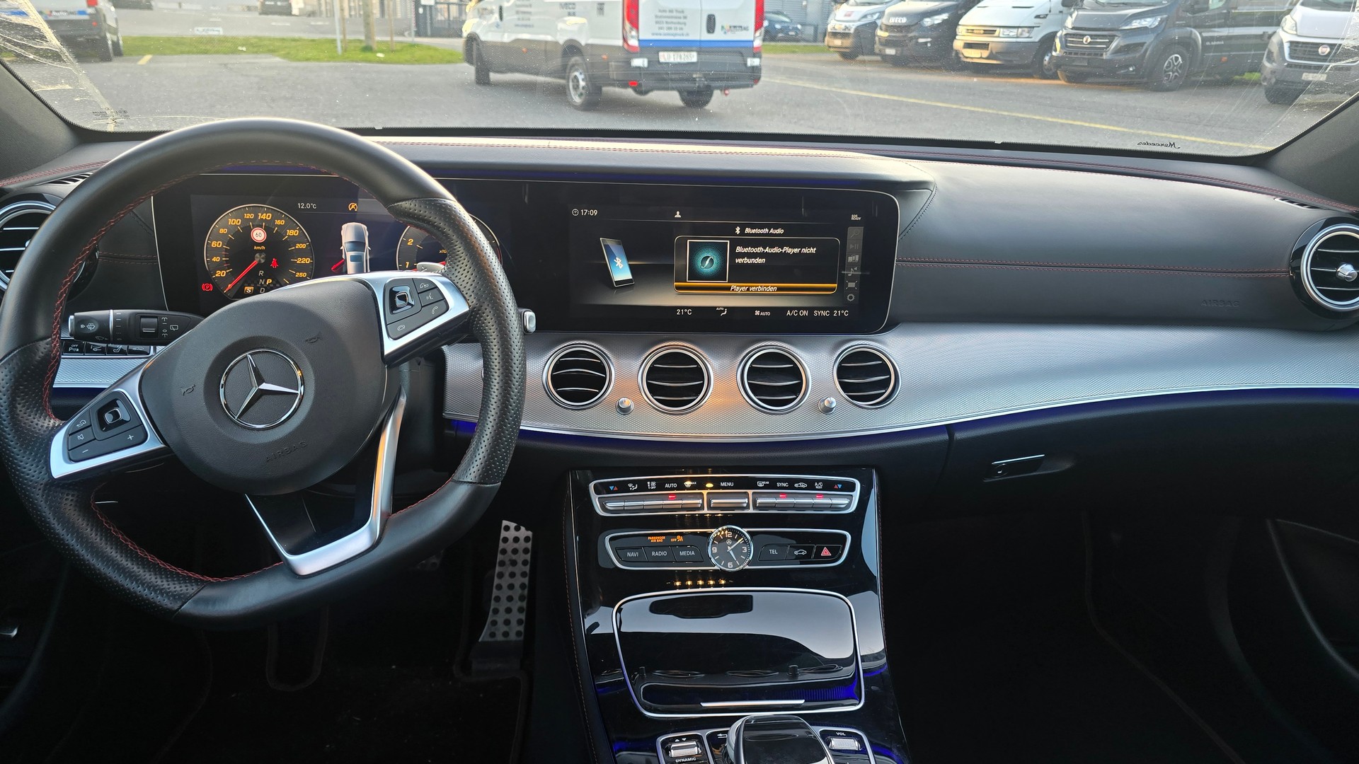 MERCEDES-BENZ E 43 AMG 4 Matic 9G-Tronic-image-11