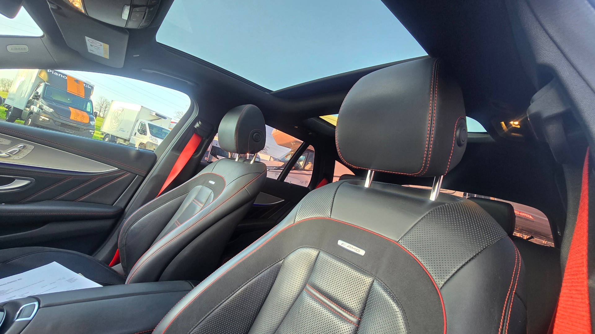 MERCEDES-BENZ E 43 AMG 4 Matic 9G-Tronic-image-15