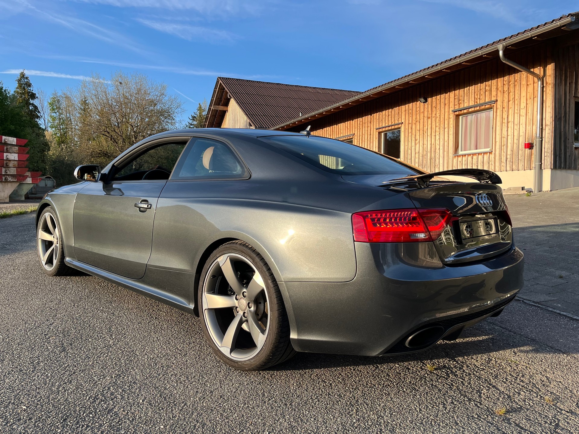 AUDI RS5-image-5