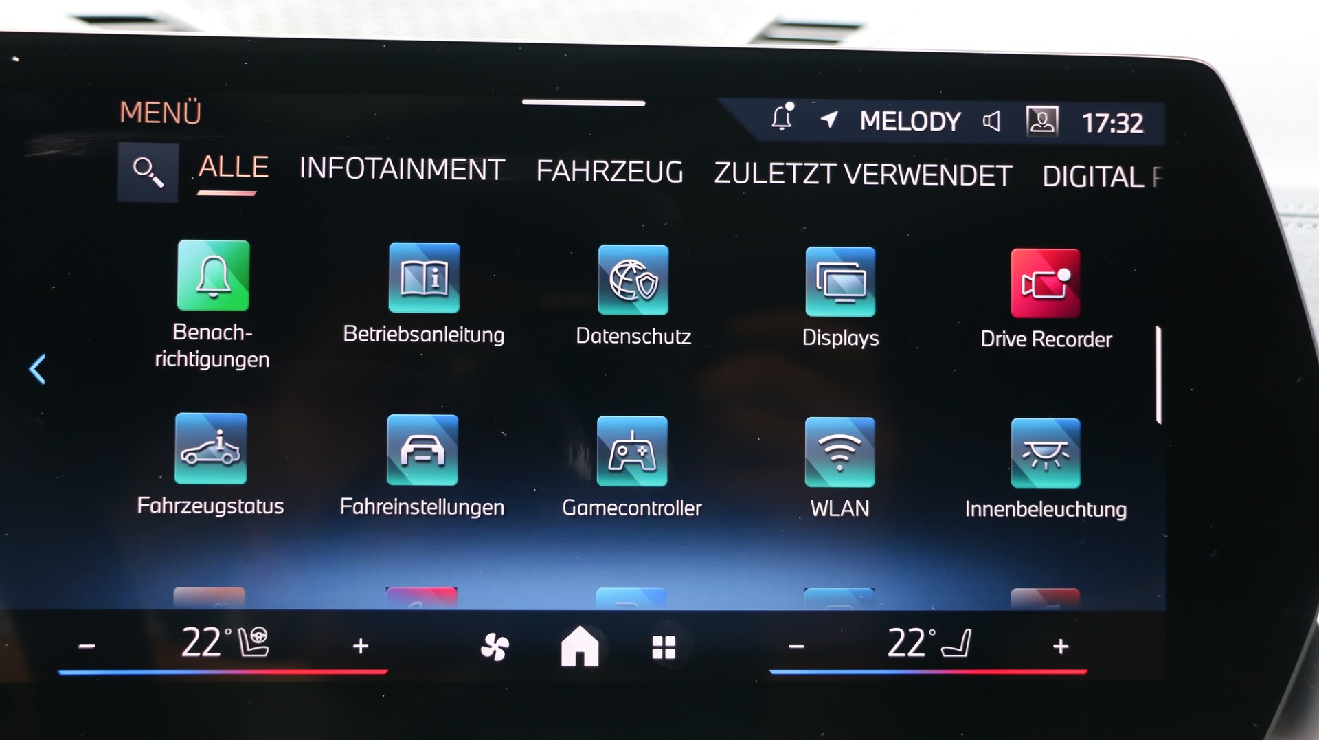 BMW iX2 xDrive 30 M Sport-image-29