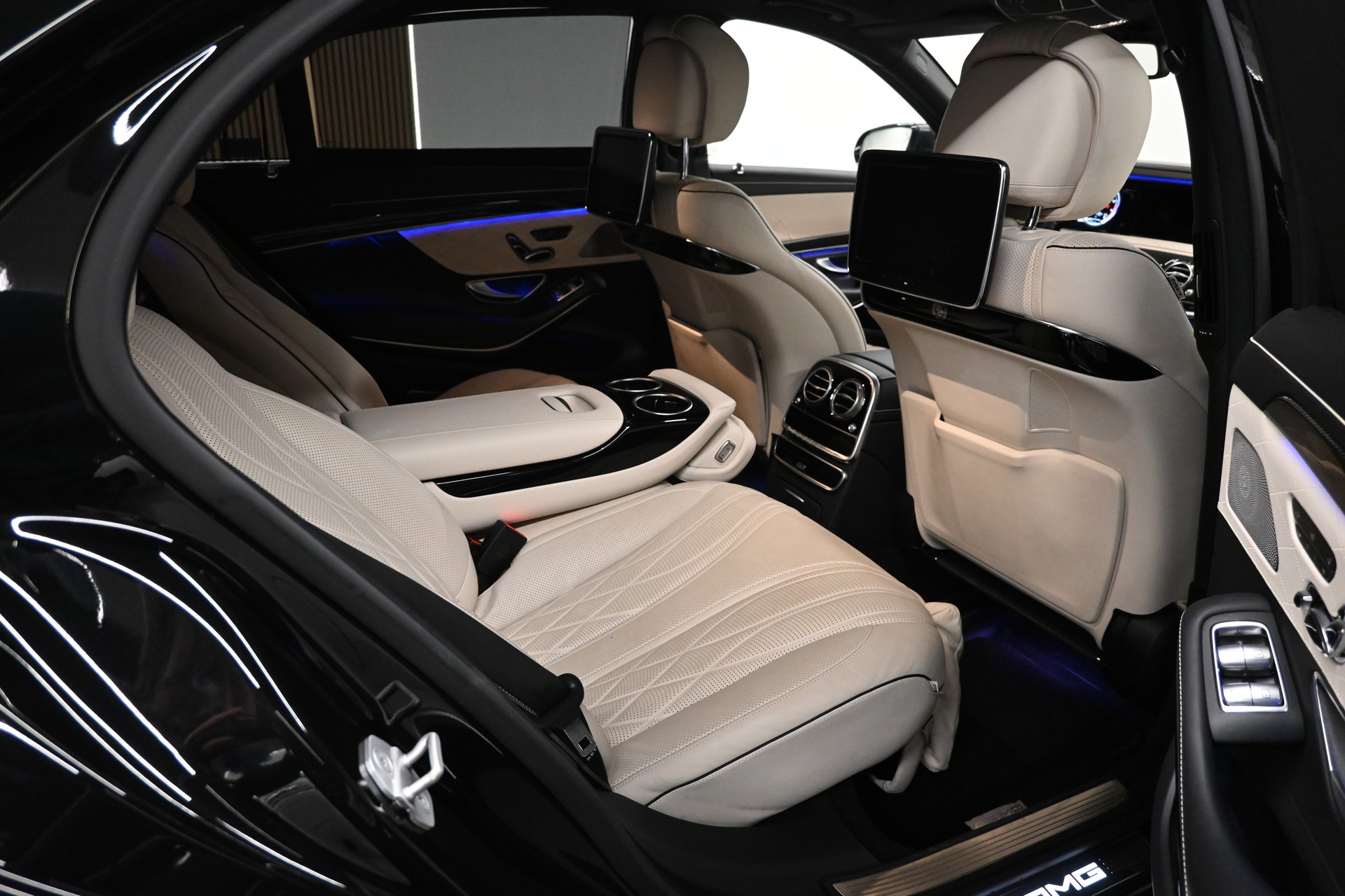 MERCEDES-BENZ S 65 AMG L 7G-Tronic-image-28