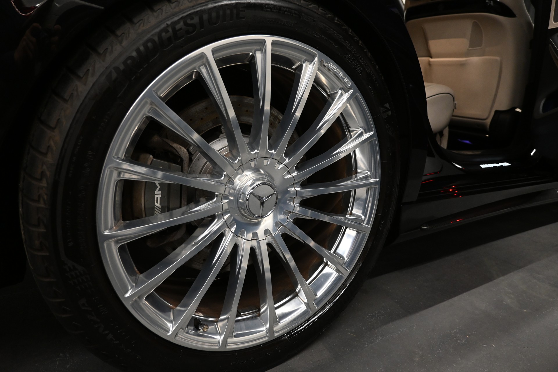 MERCEDES-BENZ S 65 AMG L 7G-Tronic-image-29