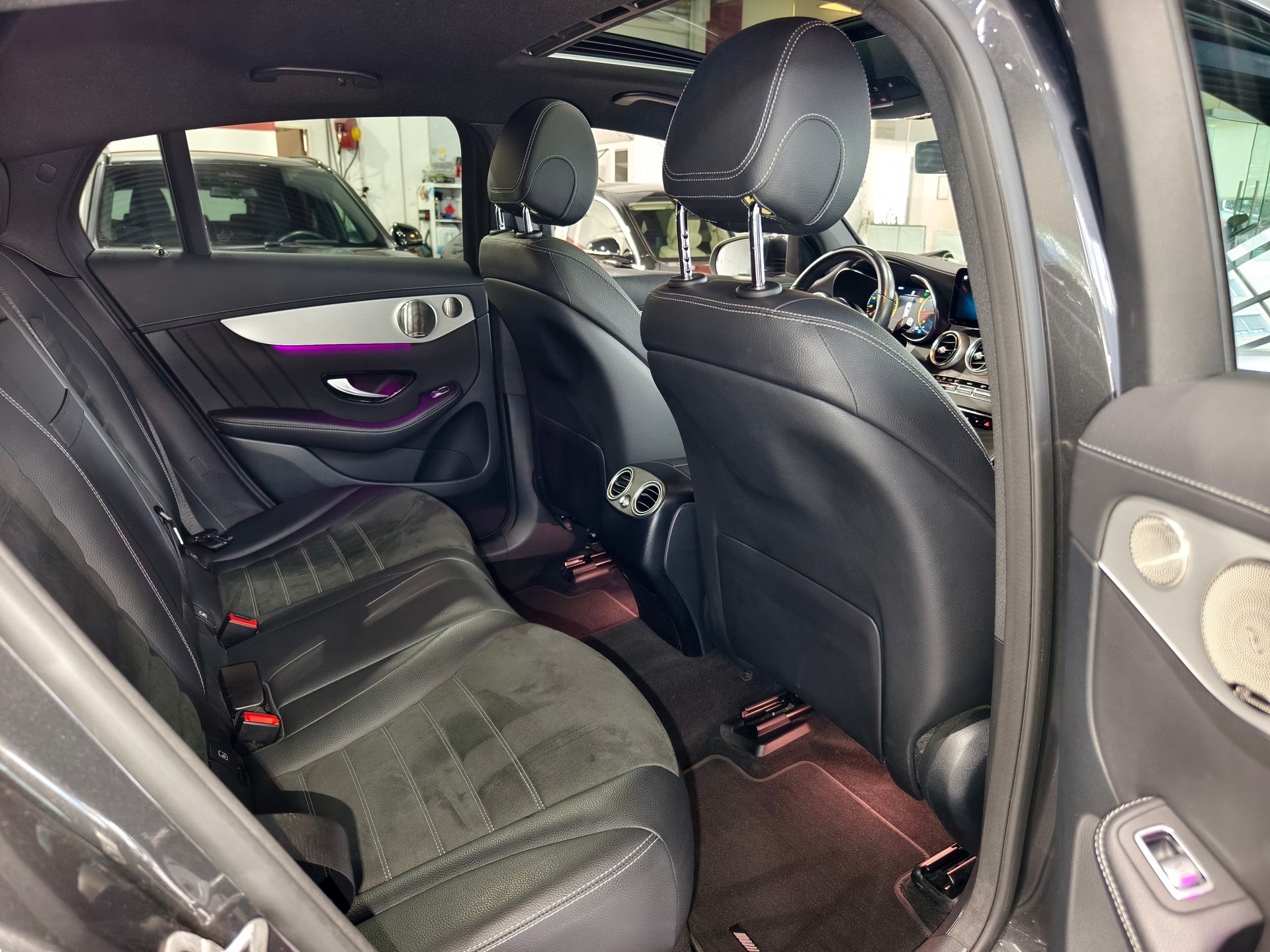 MERCEDES-BENZ GLC 220 d AMG Line 4m Coupé CH FAHRZEUG-image-12