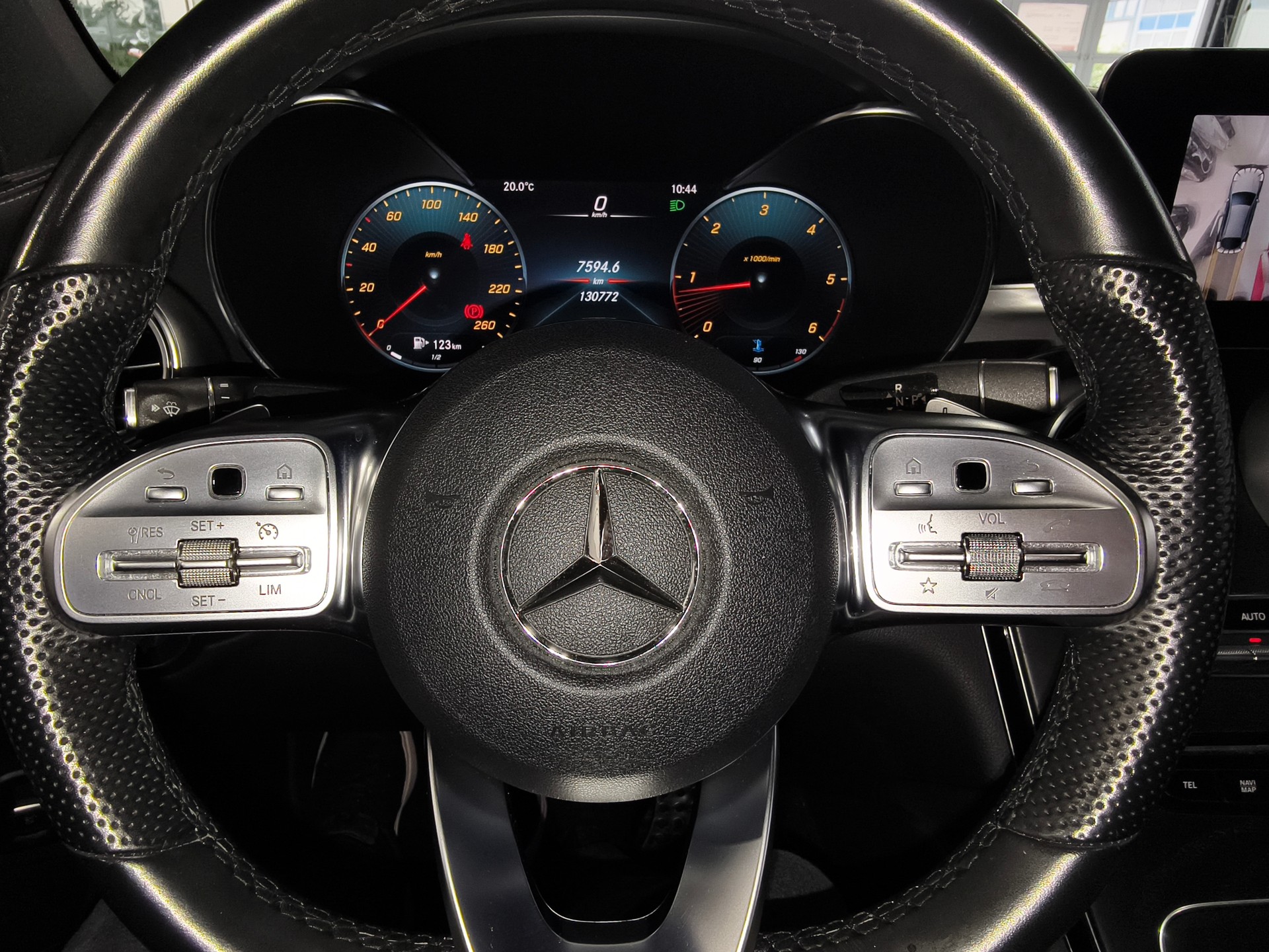 MERCEDES-BENZ GLC 220 d AMG Line 4m Coupé CH FAHRZEUG-image-19