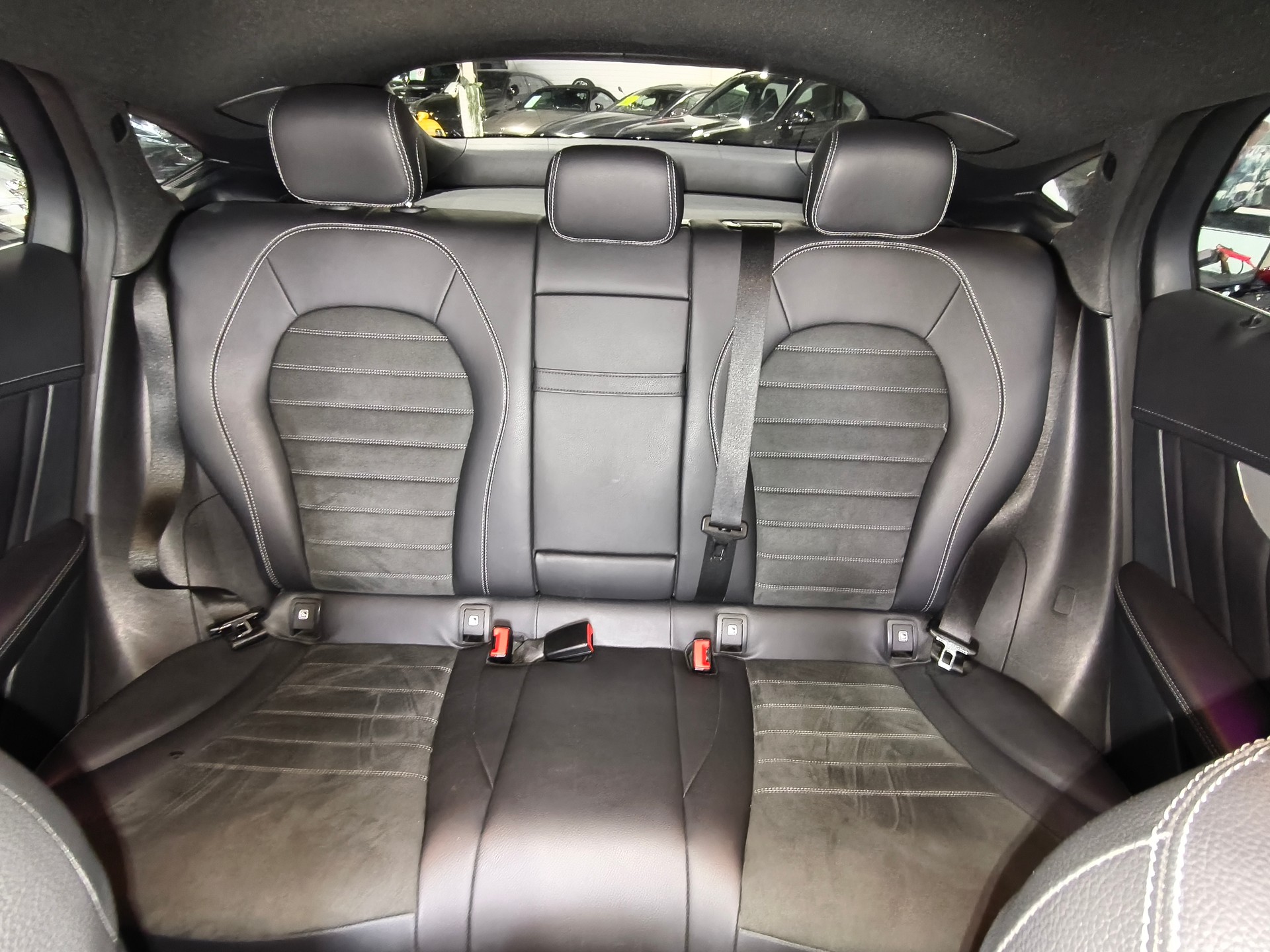 MERCEDES-BENZ GLC 220 d AMG Line 4m Coupé CH FAHRZEUG-image-23