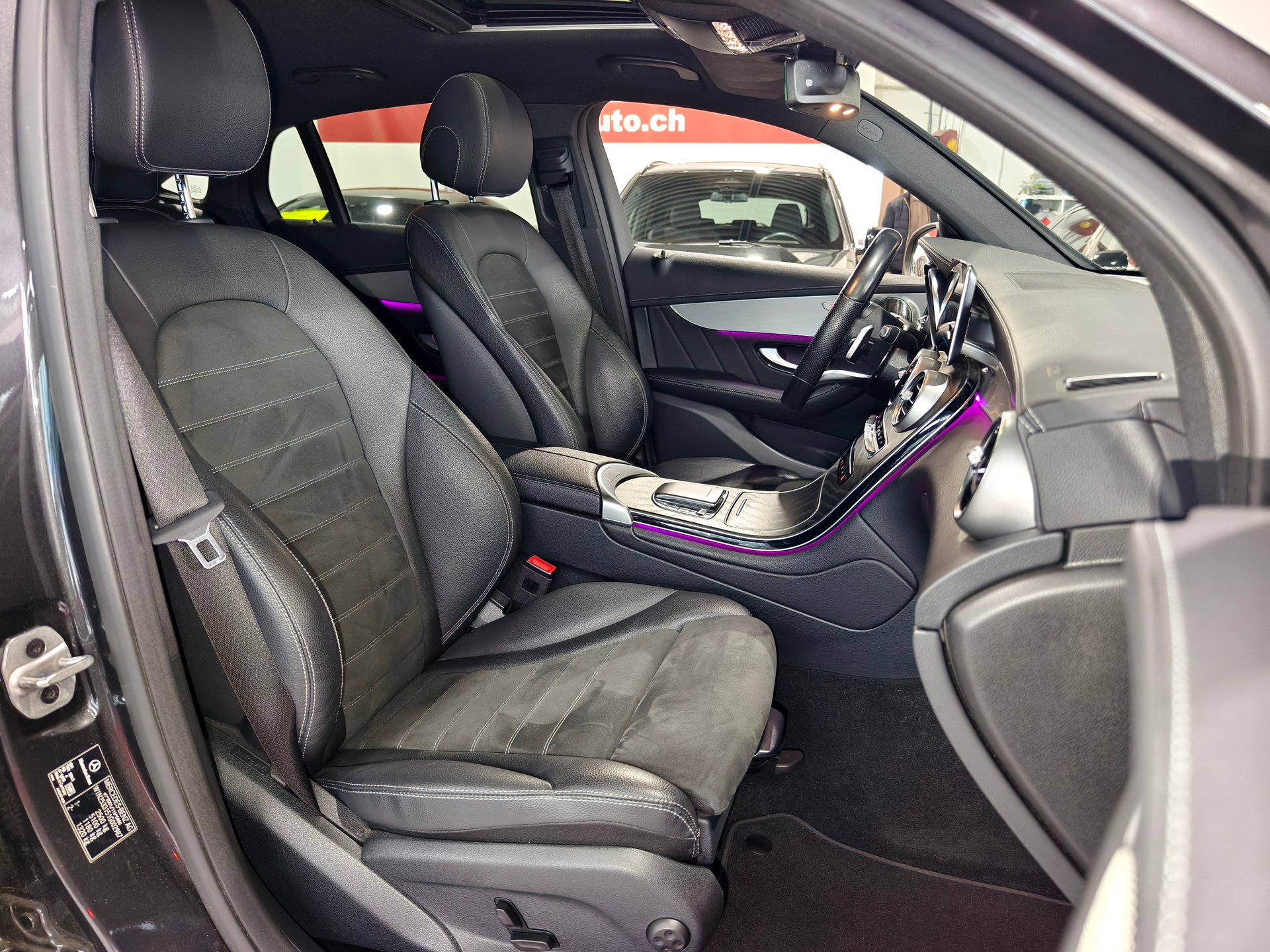 MERCEDES-BENZ GLC 220 d AMG Line 4m Coupé CH FAHRZEUG-image-10
