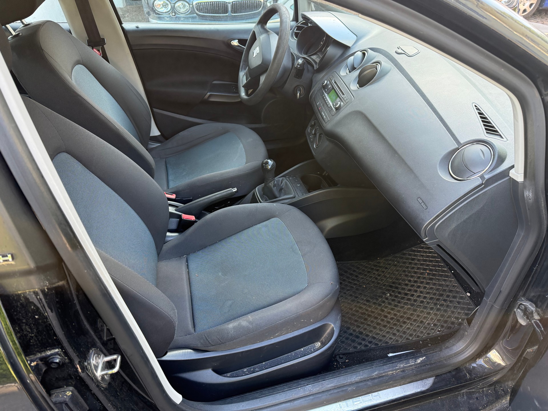SEAT Ibiza 1.2 TSI Style Stopp-Start-image-8