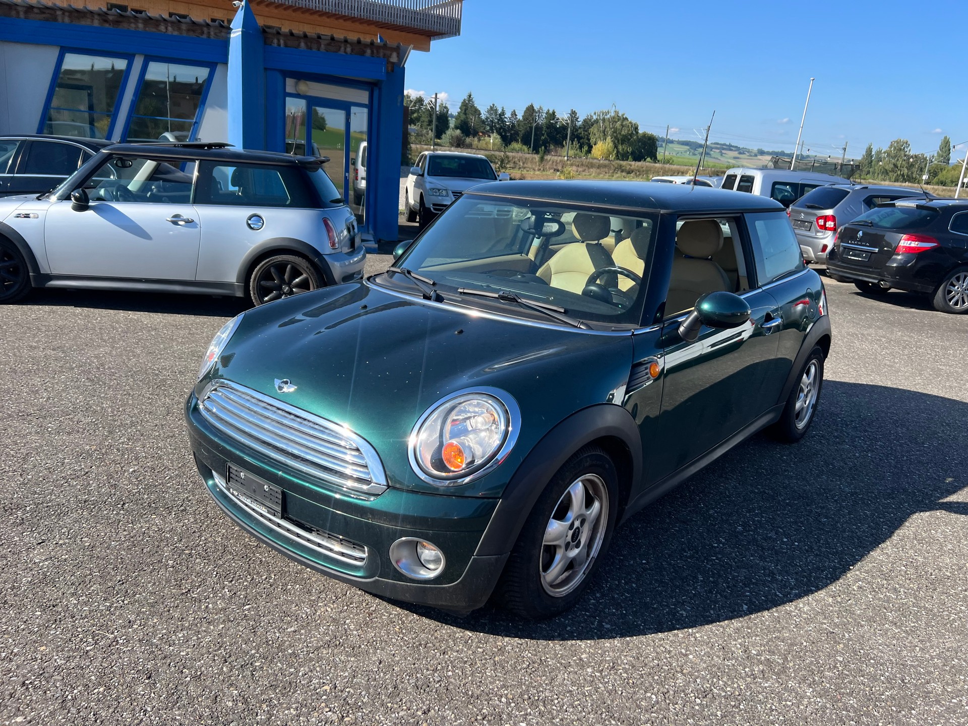 MINI Cooper-image-2
