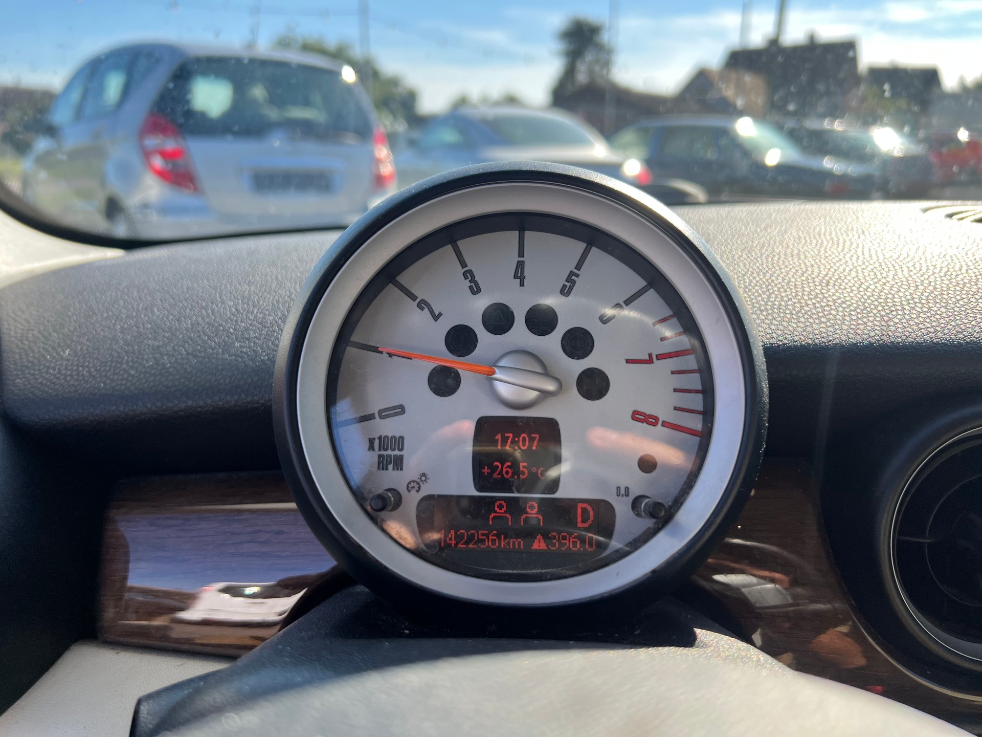 MINI Cooper-image-10