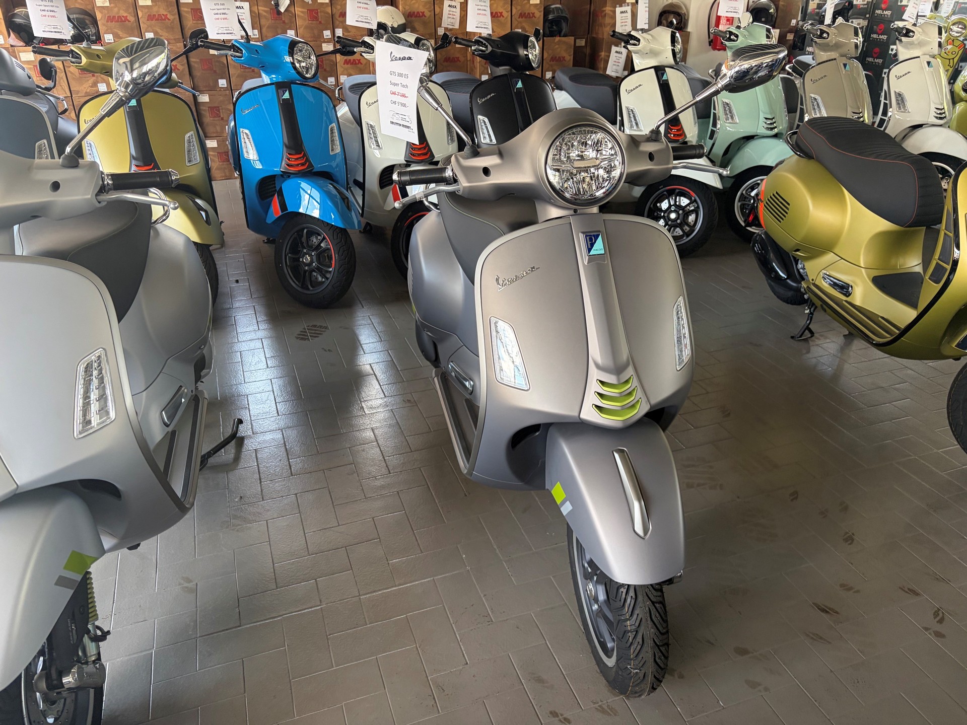 PIAGGIO Vespa GTS 300 Super Tech ABS