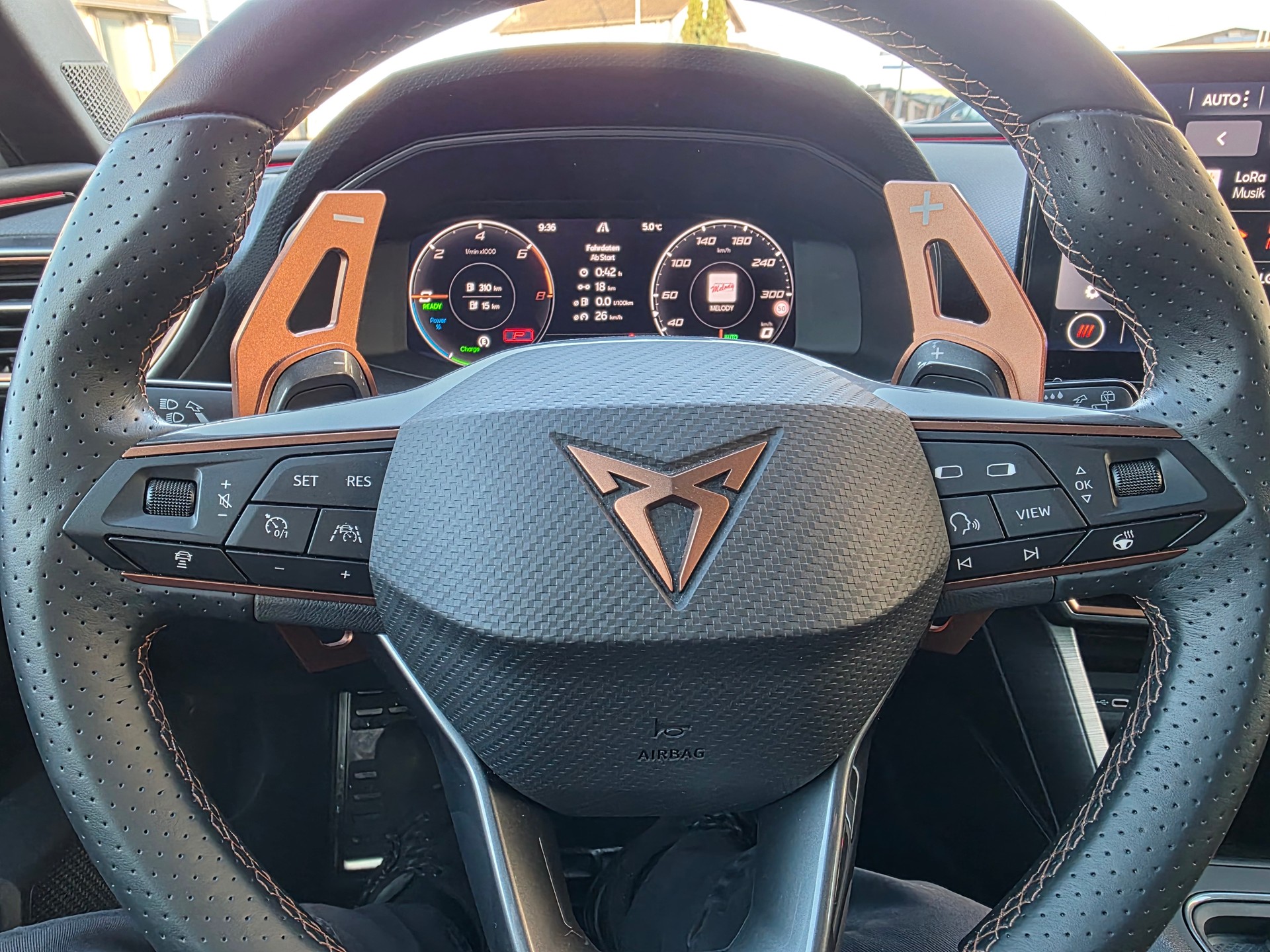 CUPRA LEON ST 1.4 e-HYBRID pHEV Inicio DSG-image-8