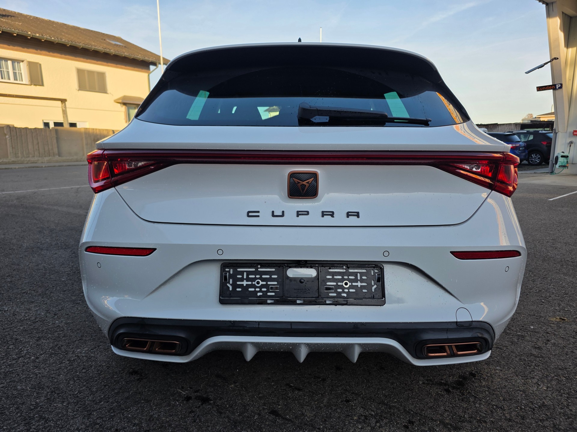 CUPRA LEON ST 1.4 e-HYBRID pHEV Inicio DSG-image-7