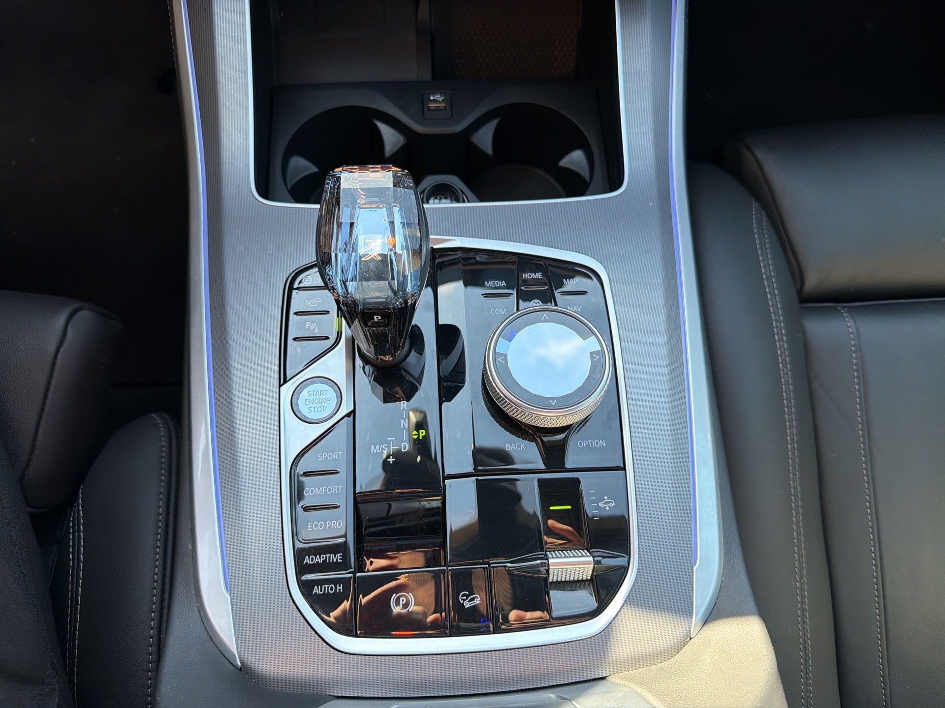 BMW X5 xDrive 48V 30d M Sport Steptronic-image-12