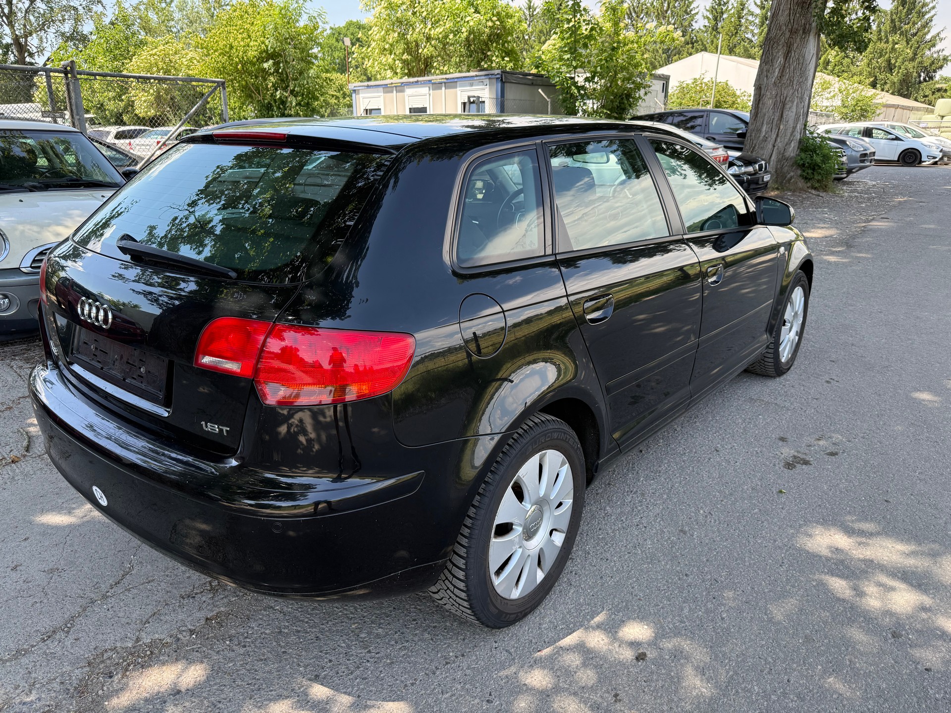 AUDI A3 Sportback 1.8 Turbo FSI Ambition-image-5