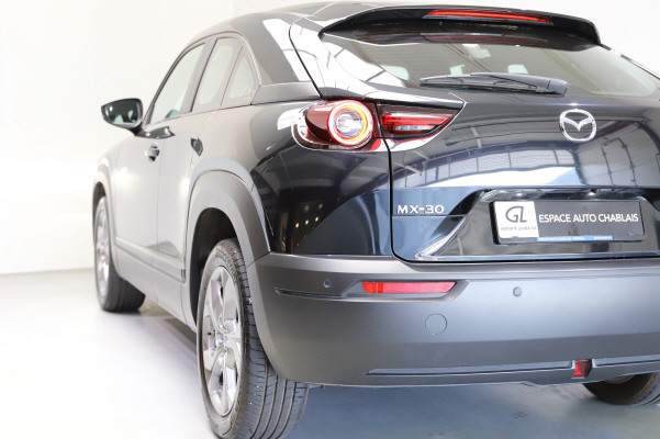 MAZDA MX-30 e-Sky Ambition Plus-showroom-element-3