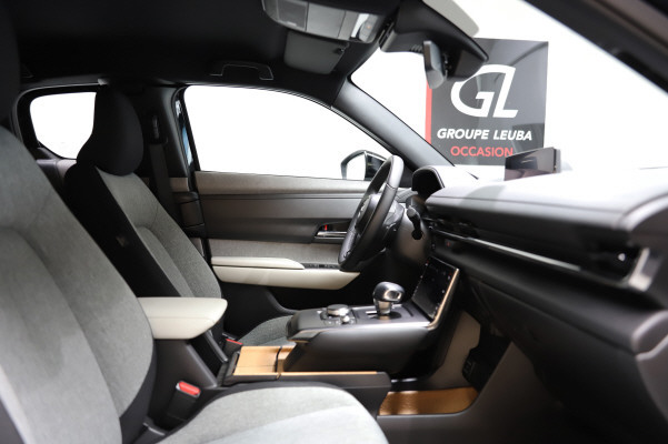 MAZDA MX-30 e-Sky Ambition Plus-image-8
