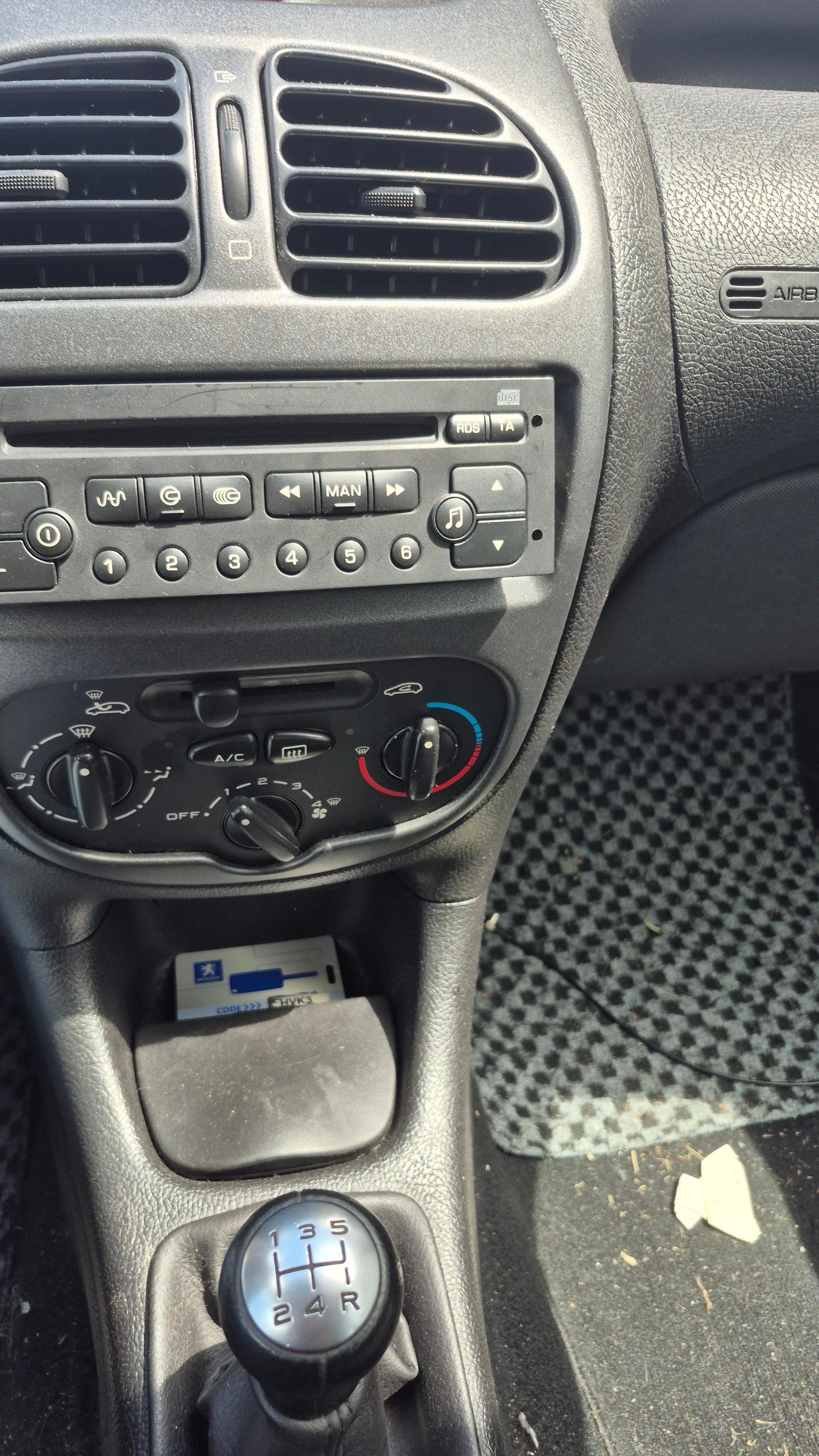 PEUGEOT 206 1.4 Trendy-image-8
