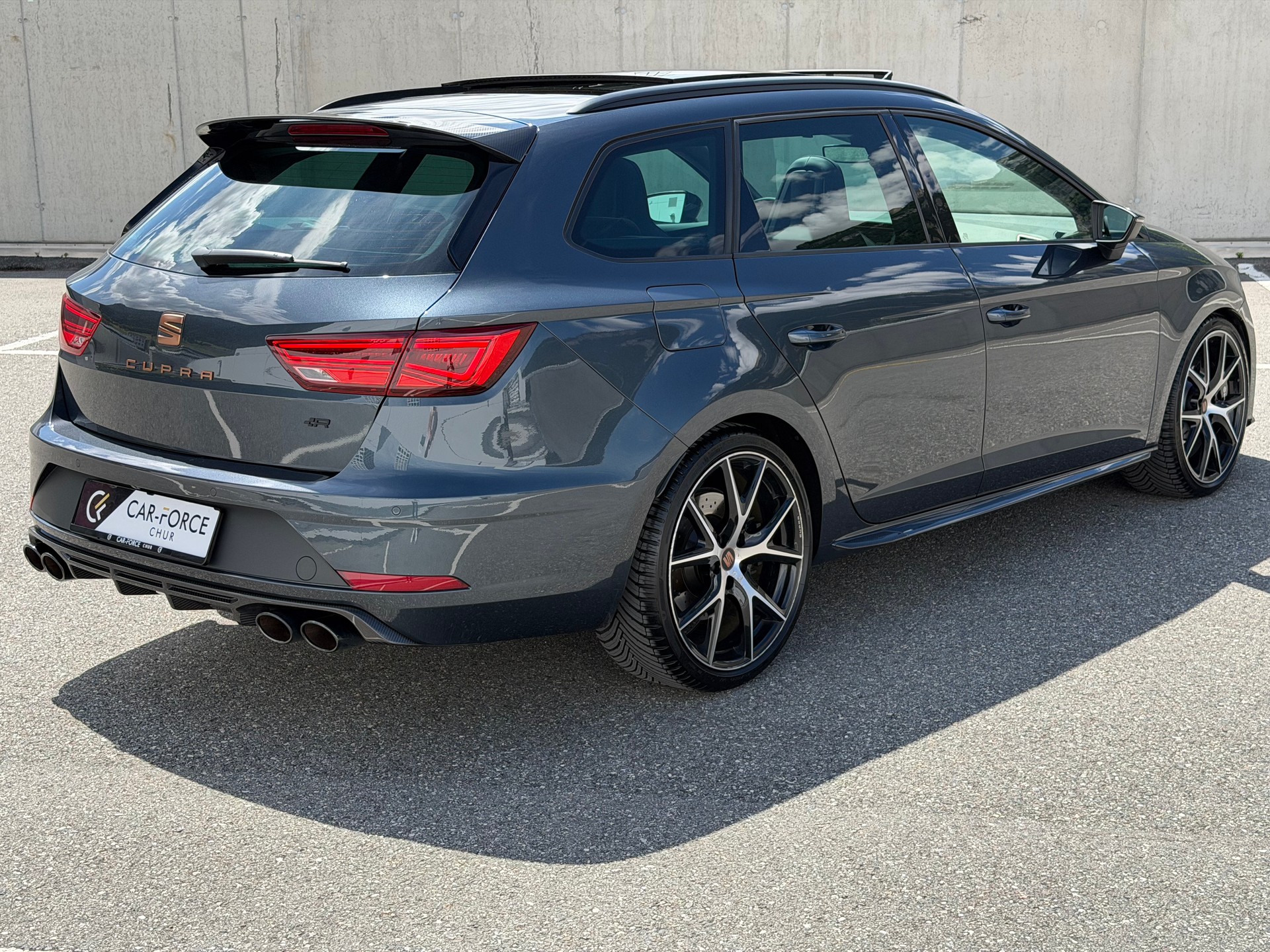 SEAT Leon ST 2.0 TSI Cupra R 300 4 Drive DSG Limited 799-image-5