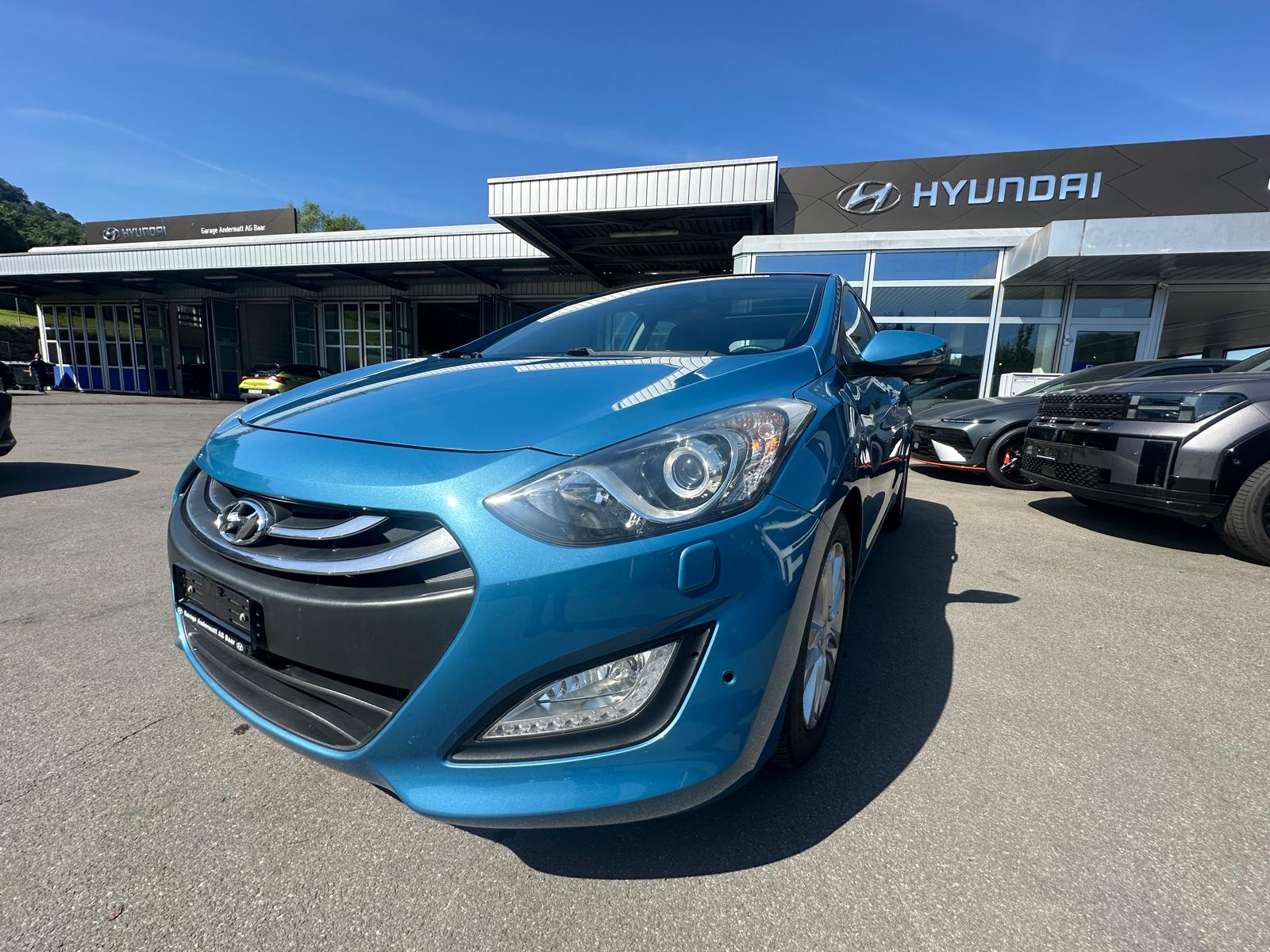 HYUNDAI i30 1.6 GDI Premium-showroom-element-1