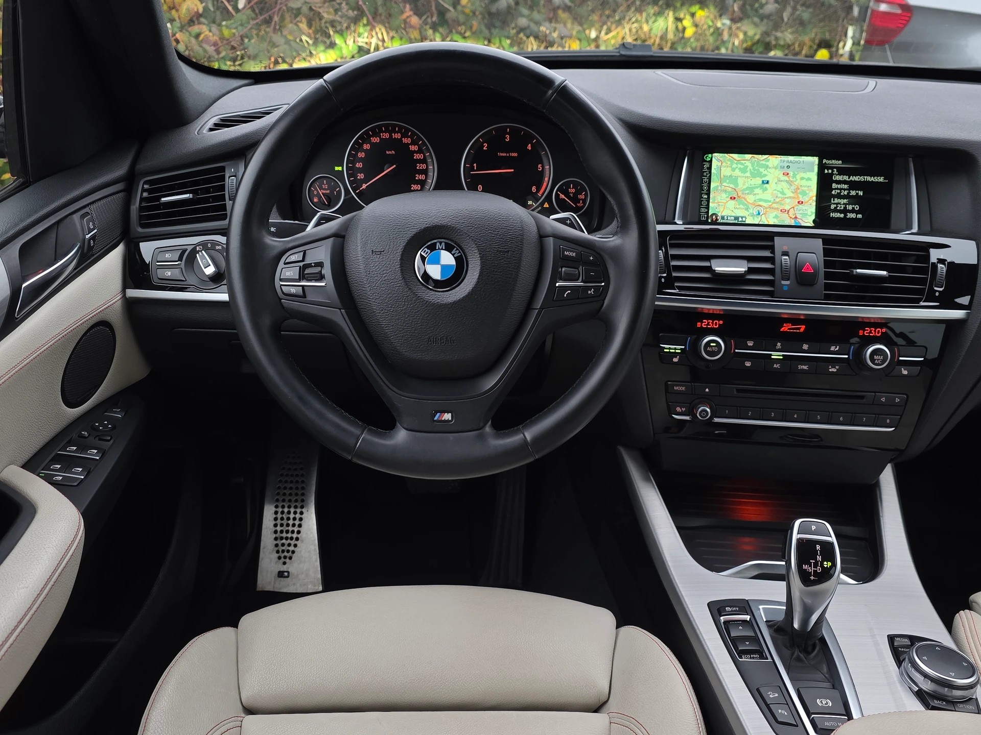 BMW X3 xDrive 35d M Sport Steptronic * ab MFK * ** TOP Zustand **-image-12