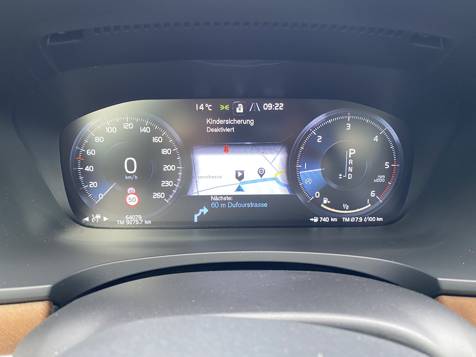 VOLVO S90 2.0 D5 Inscription AWD-image-9
