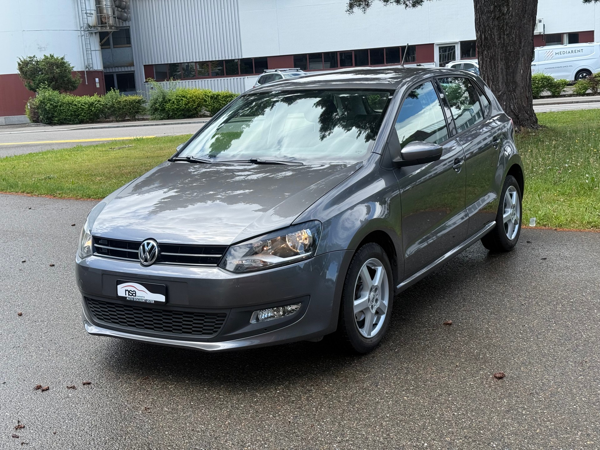 VW Polo 1.4 16V Highline-image-2