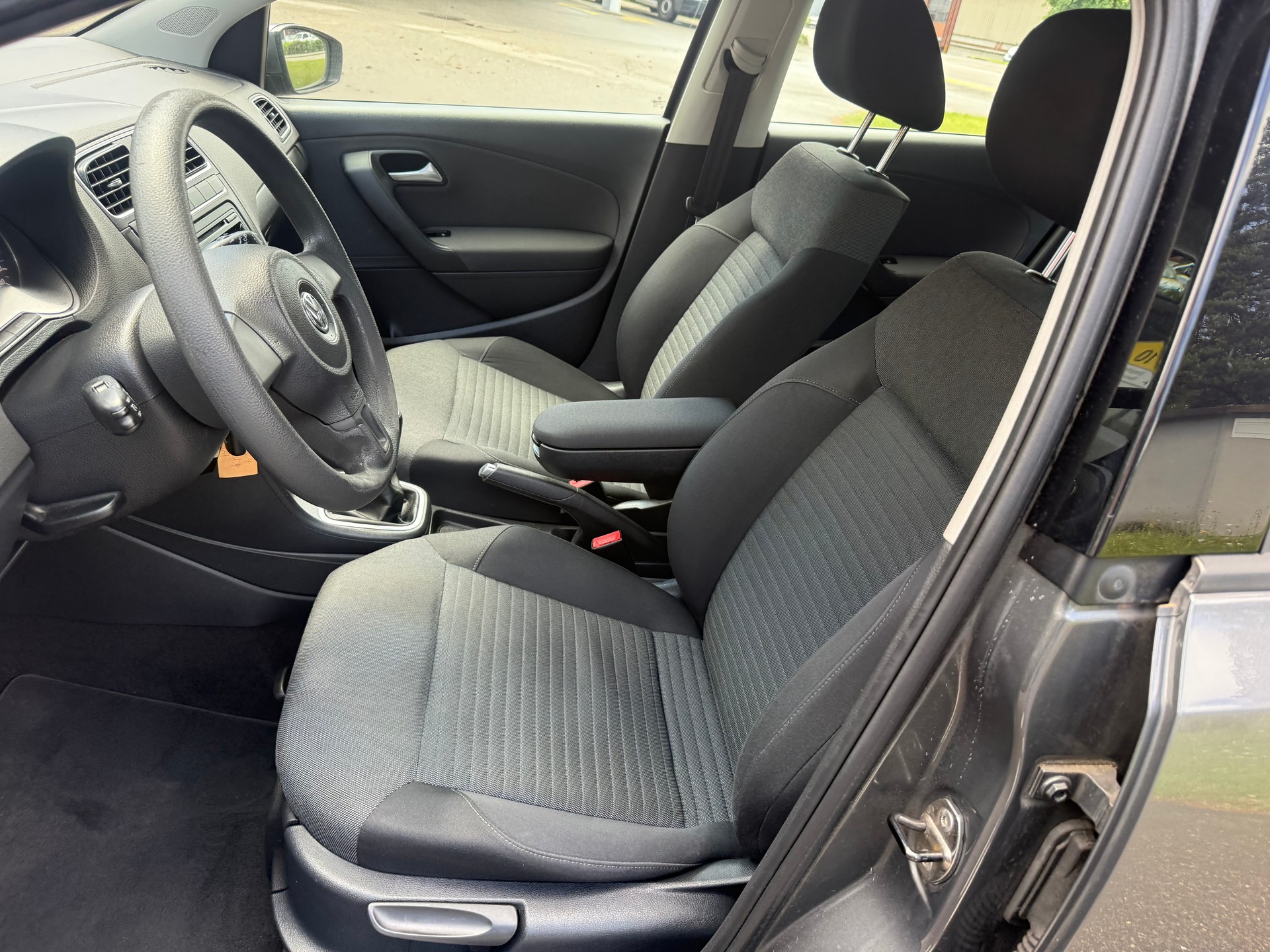 VW Polo 1.4 16V Highline-image-6
