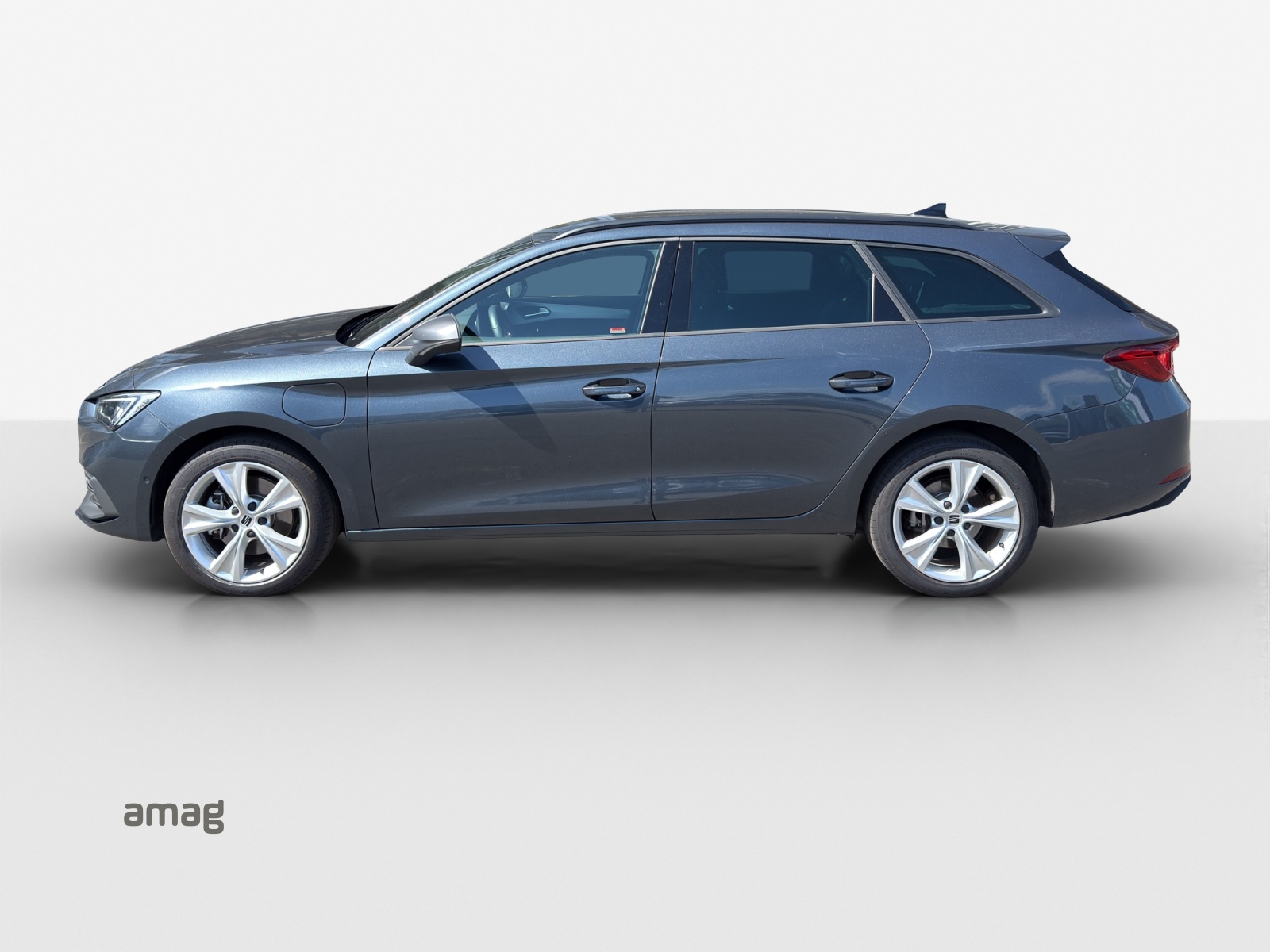 SEAT Leon ST 1.5 eHybrid pHEV DSG FR-showroom-element-1