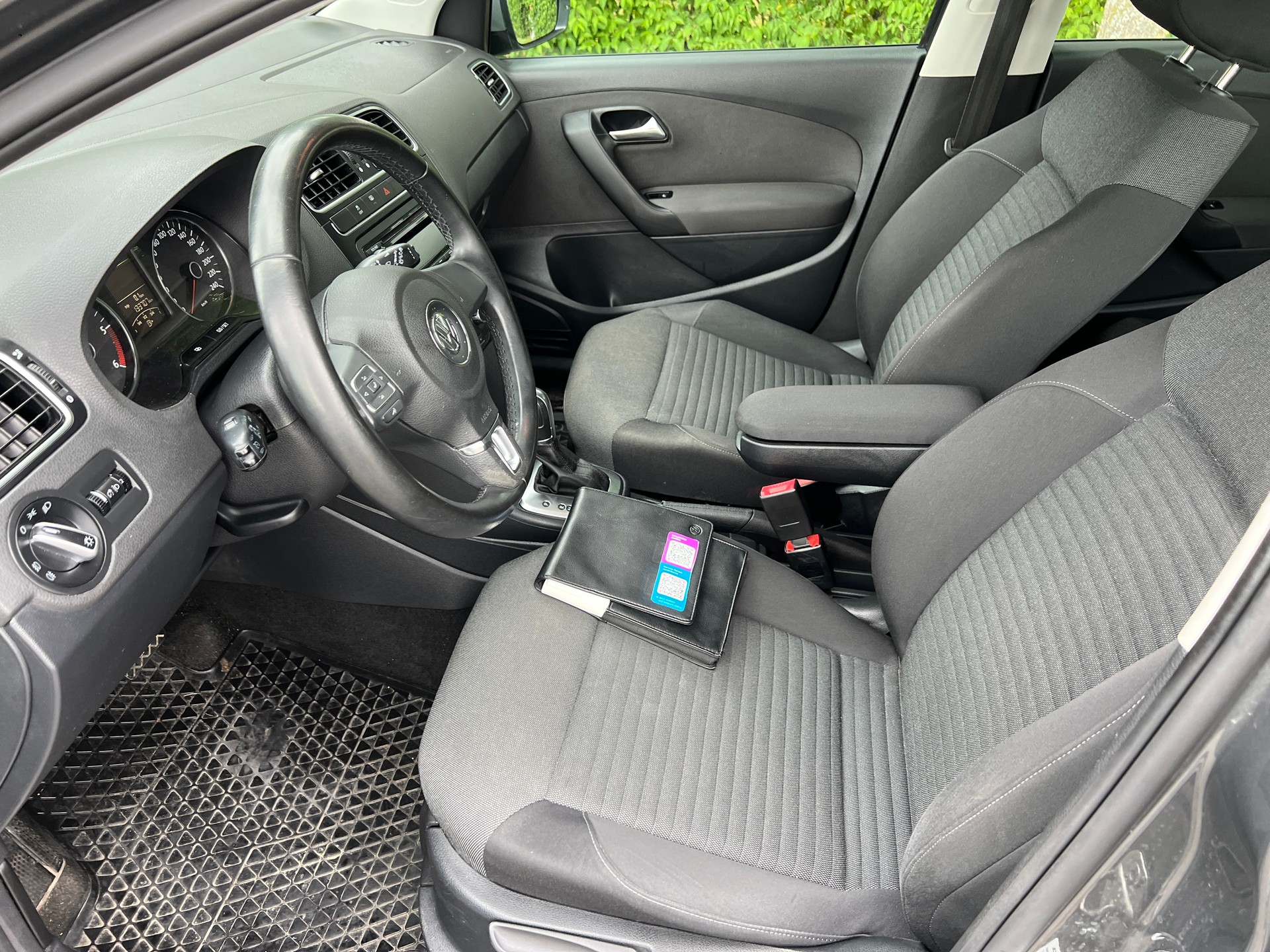 VW Polo 1.6 TDI Comfortline DSG-image-6
