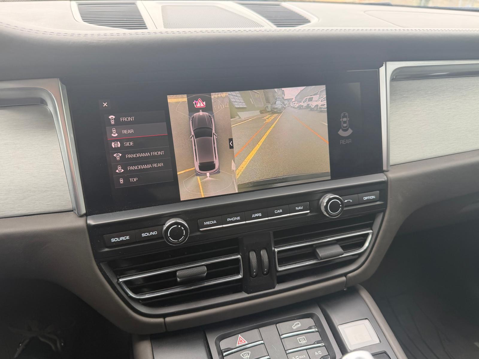 PORSCHE Macan PDK-image-11