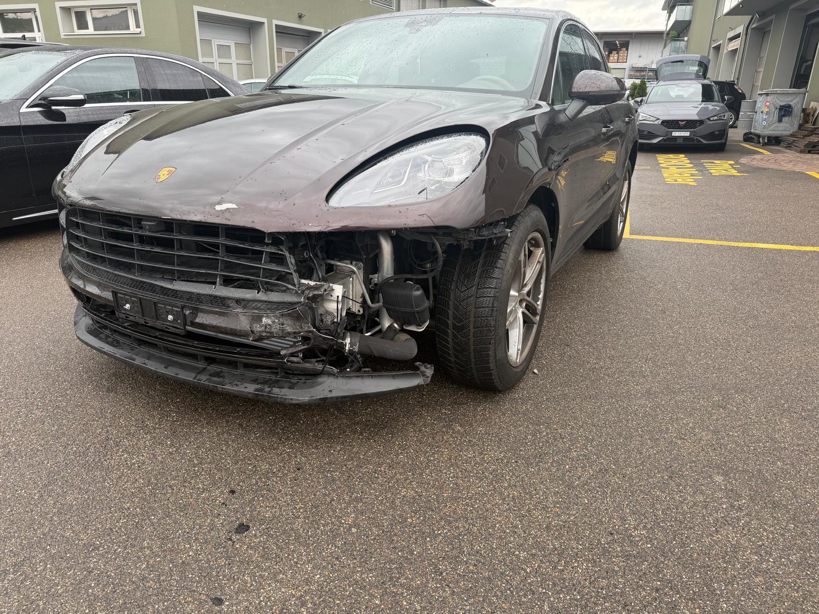 PORSCHE Macan PDK-image-1