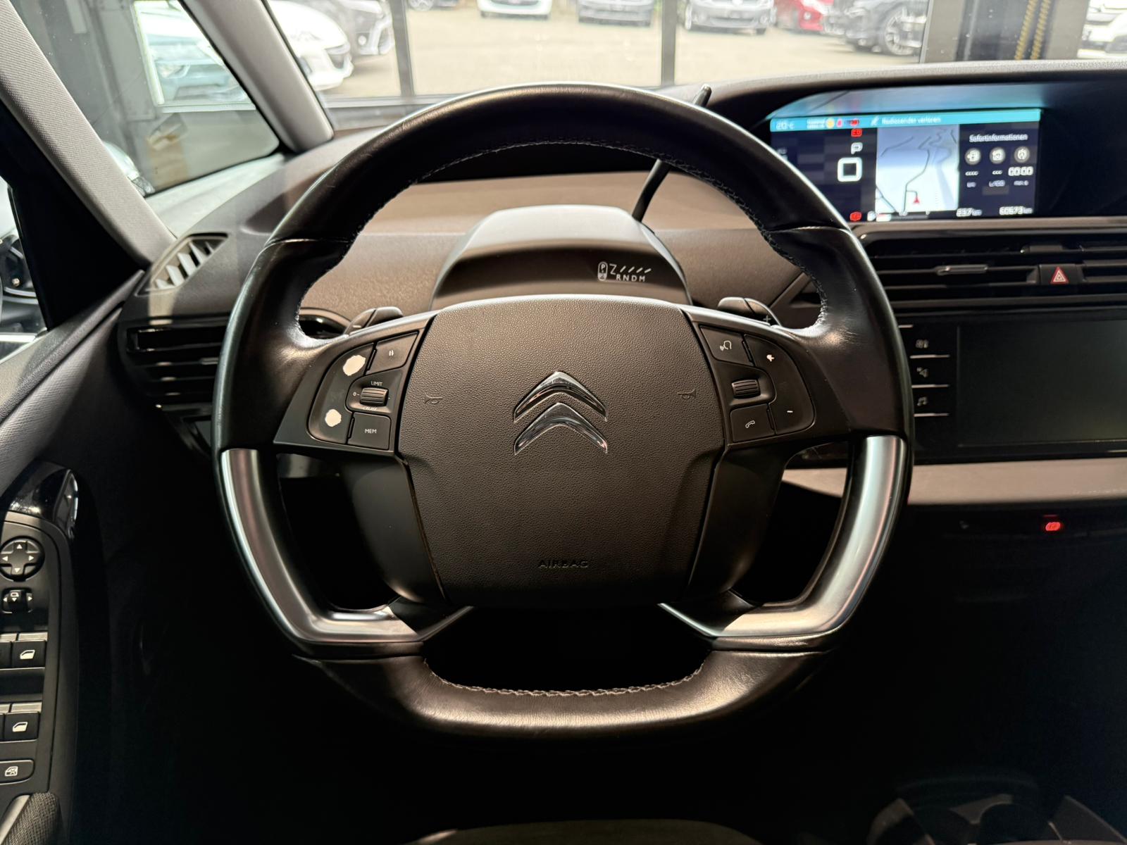 CITROEN C4 Picasso 1.6i 16V THP Feel Edition EAT6-image-15