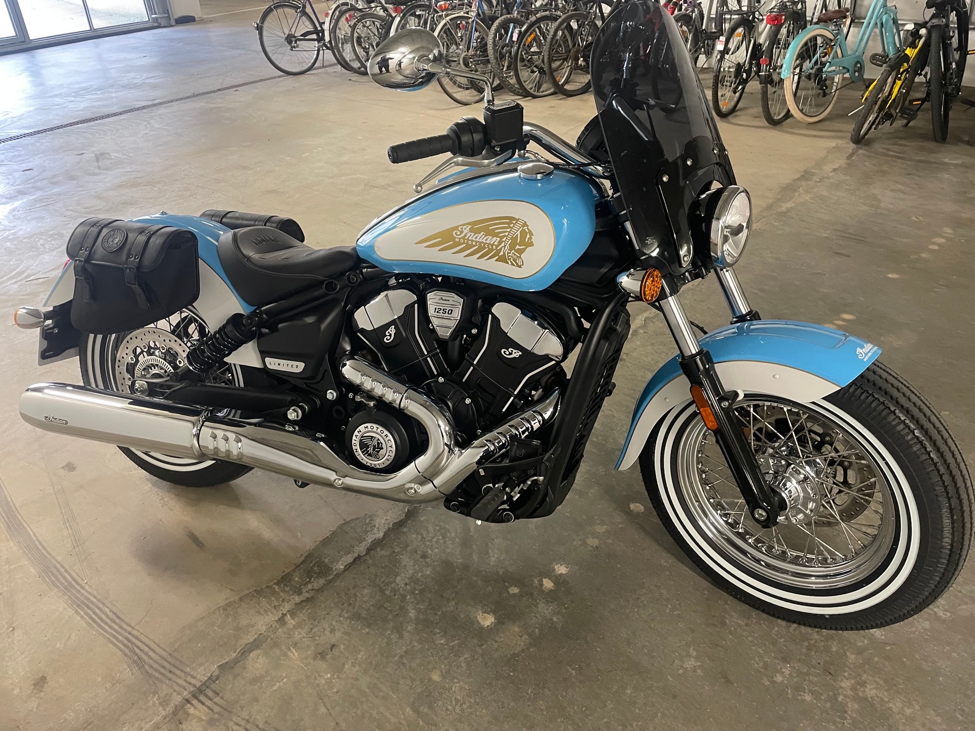 INDIAN Scout Classic-image-0
