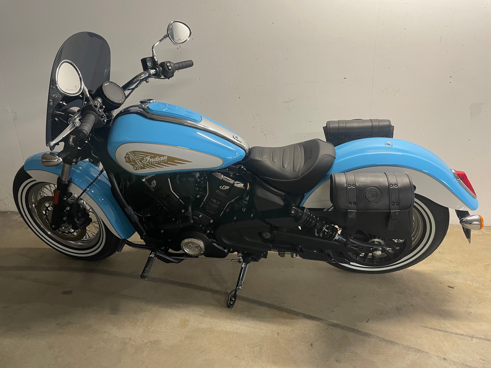 INDIAN Scout Classic-image-1