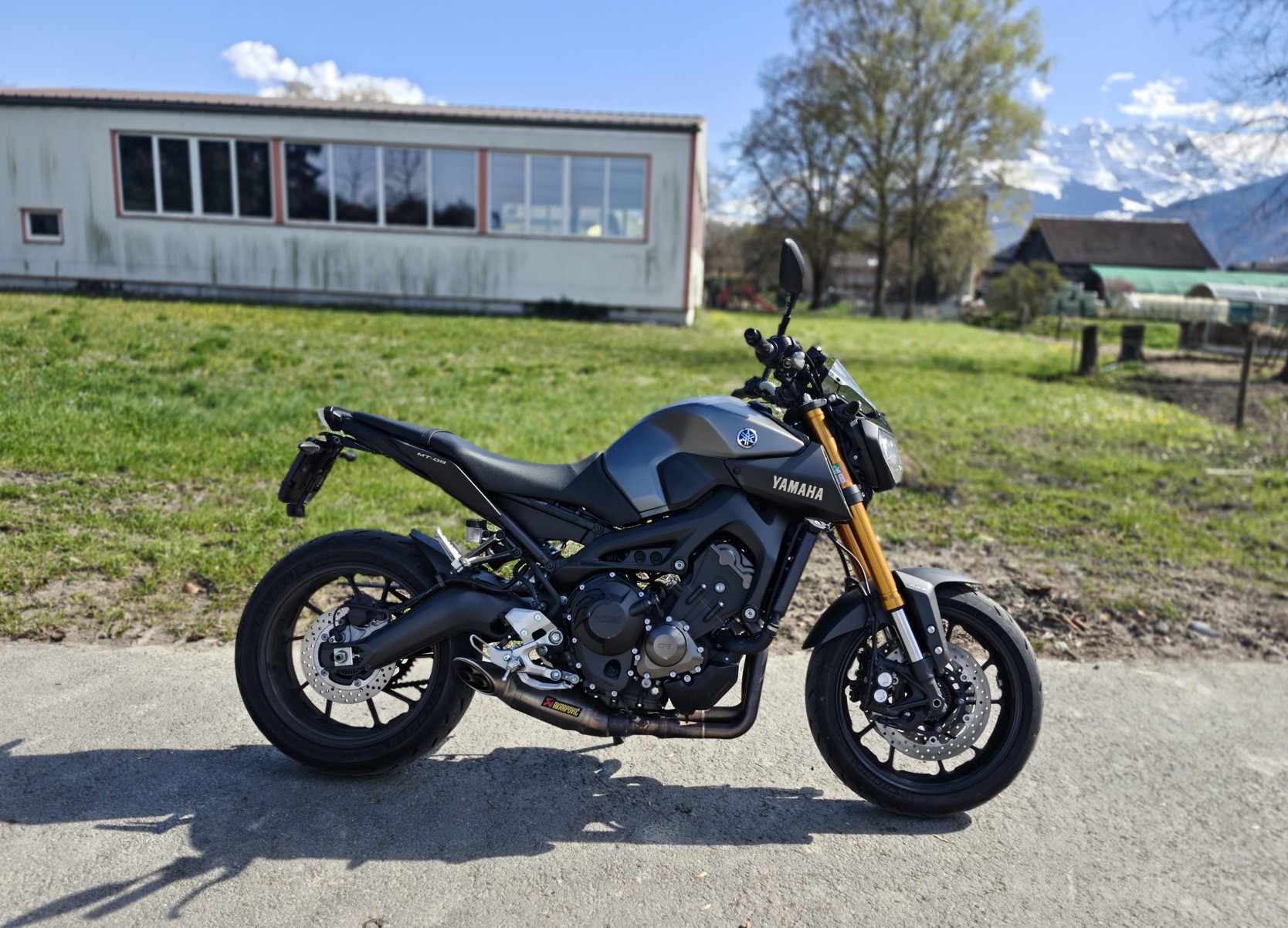 YAMAHA MT-09 ABS AKRAPOVIC-image-2