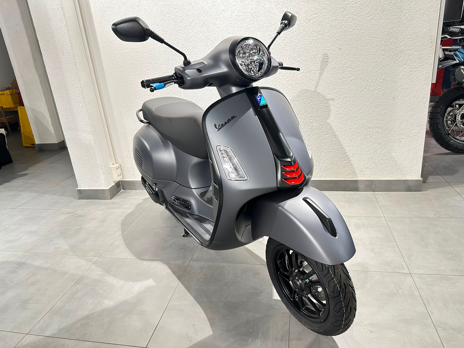 PIAGGIO Vespa GTS 125 Super Sport | Neu | 125cc | Roller | Garantie-image-0