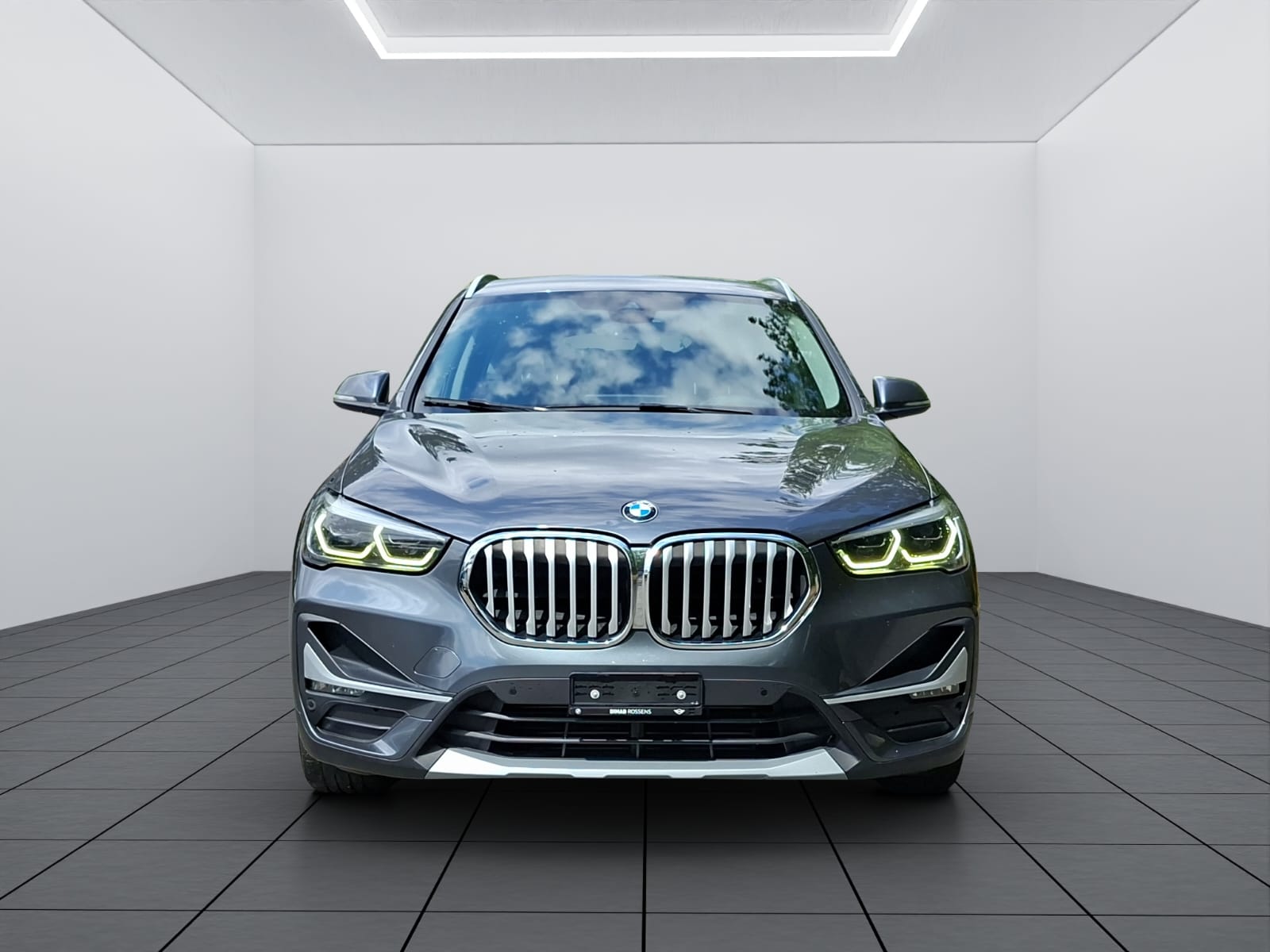 BMW X1 xDrive 20d Steptronic-showroom-element-1