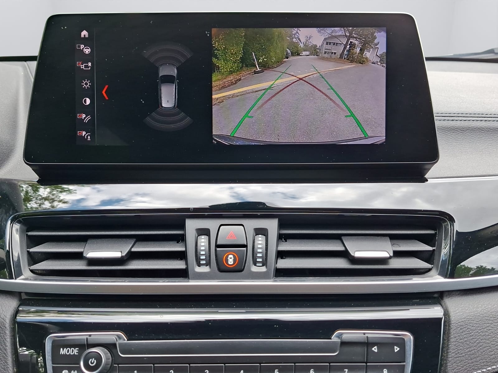 BMW X1 xDrive 20d Steptronic-image-16