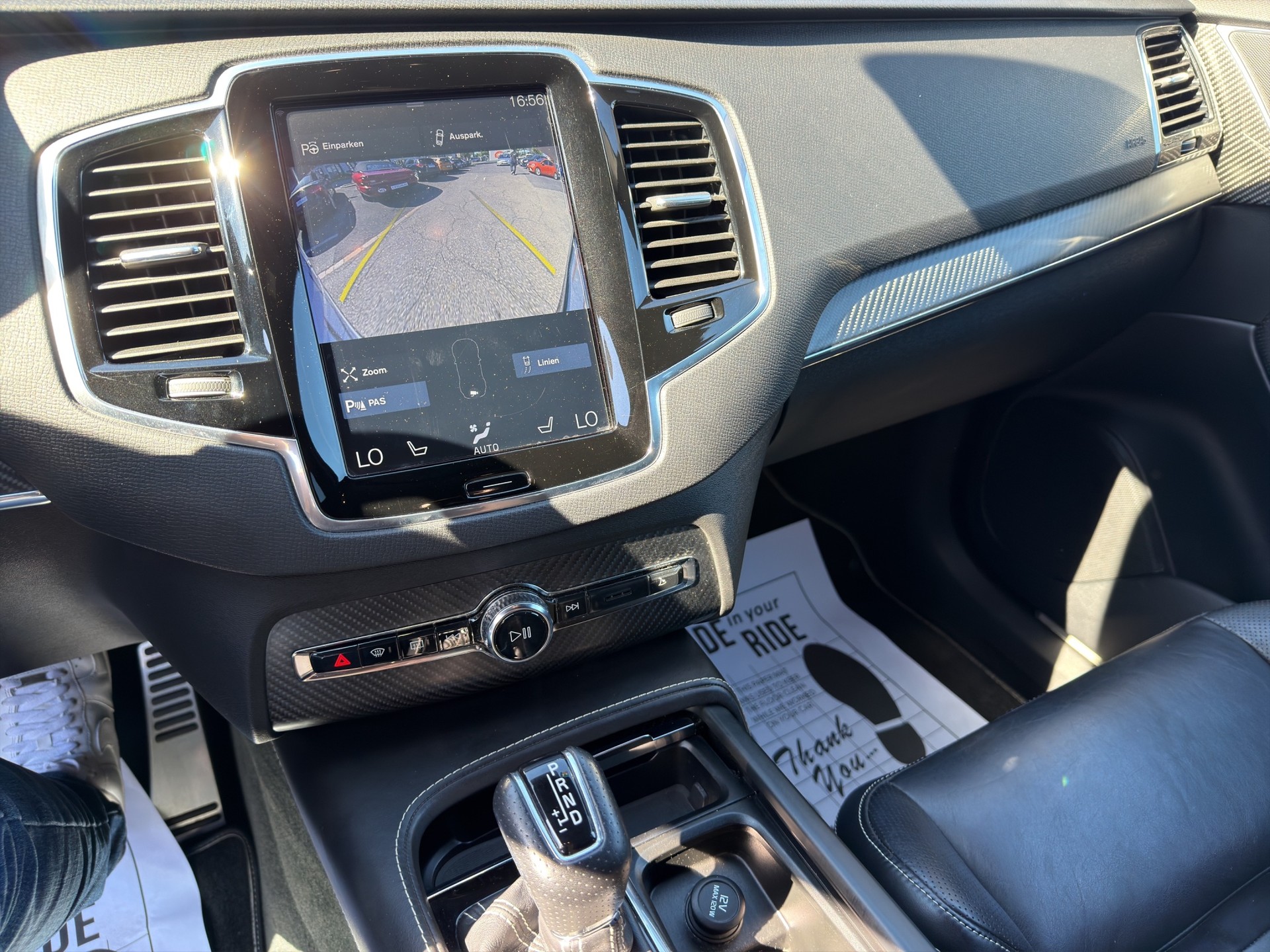 VOLVO XC90 D5 AWD R-Design Geartronic-image-14