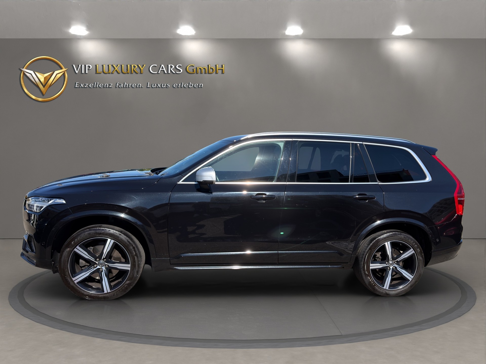 VOLVO XC90 D5 AWD R-Design Geartronic-image-5